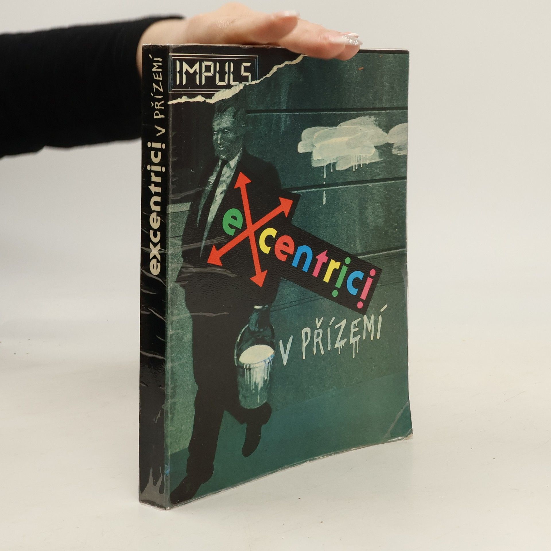 Autores varios Excentrici v přízemí