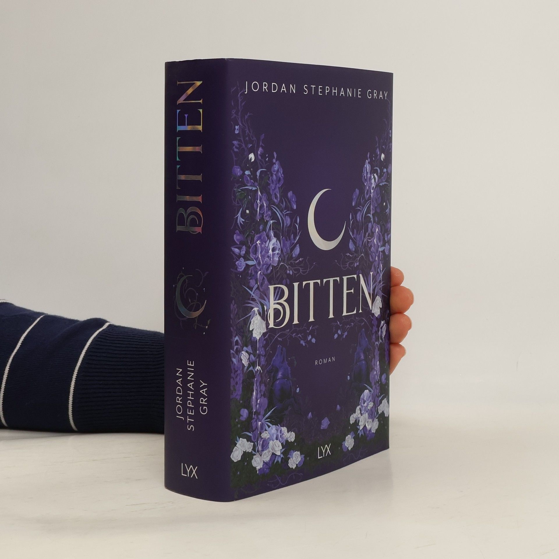 Jordan Stephanie Gray Bitten