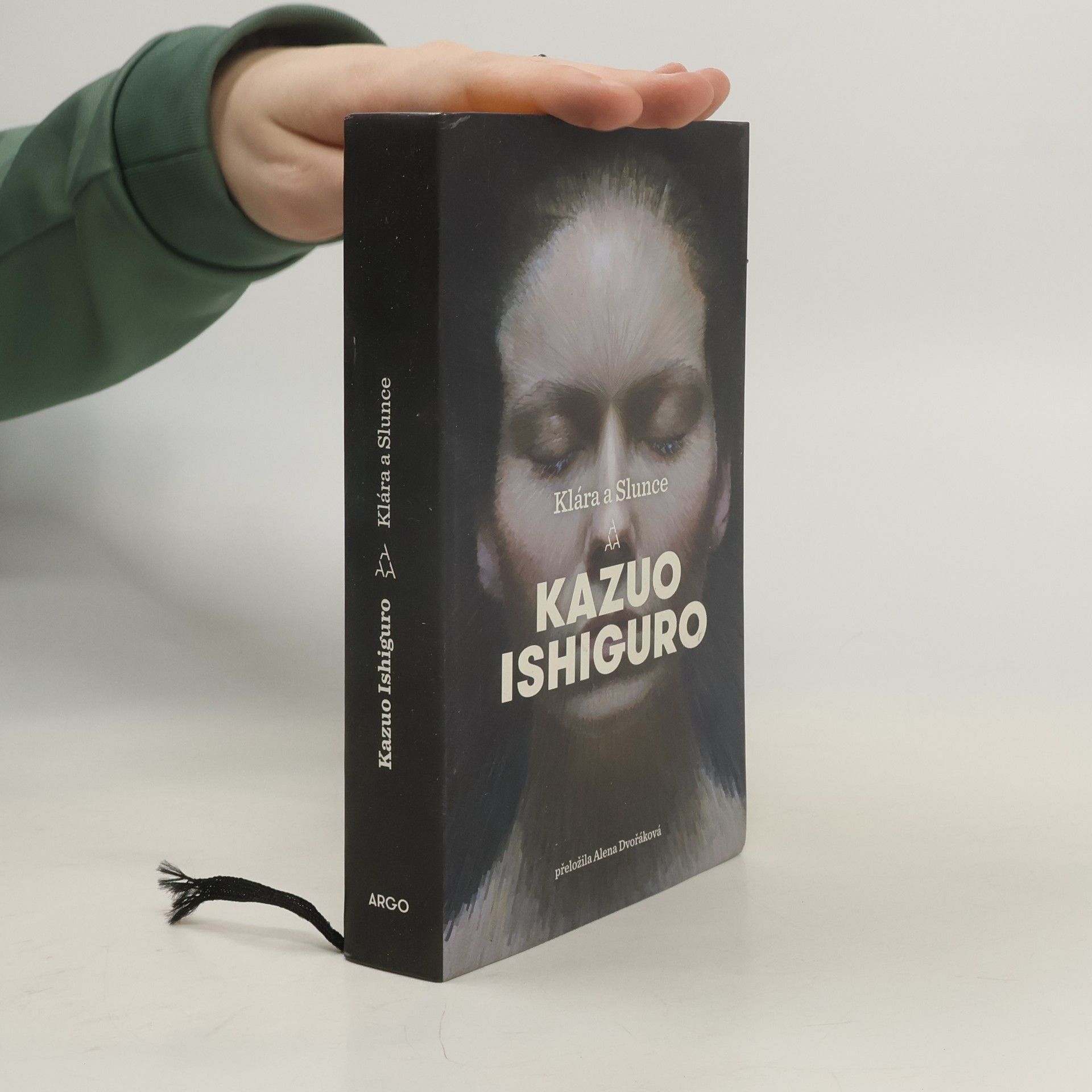 Kazuo Ishiguro Klára a Slunce