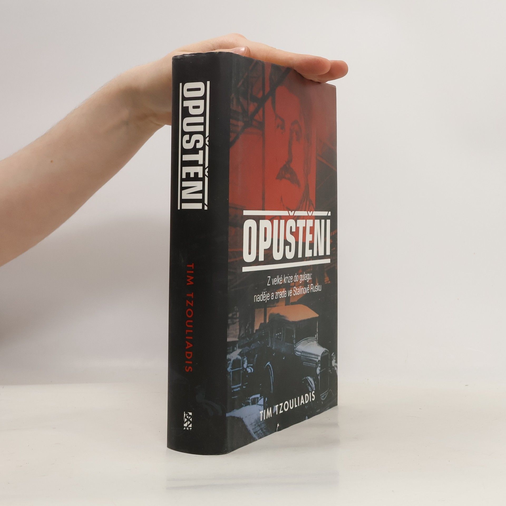 Tim Tzouliadis Opuštění