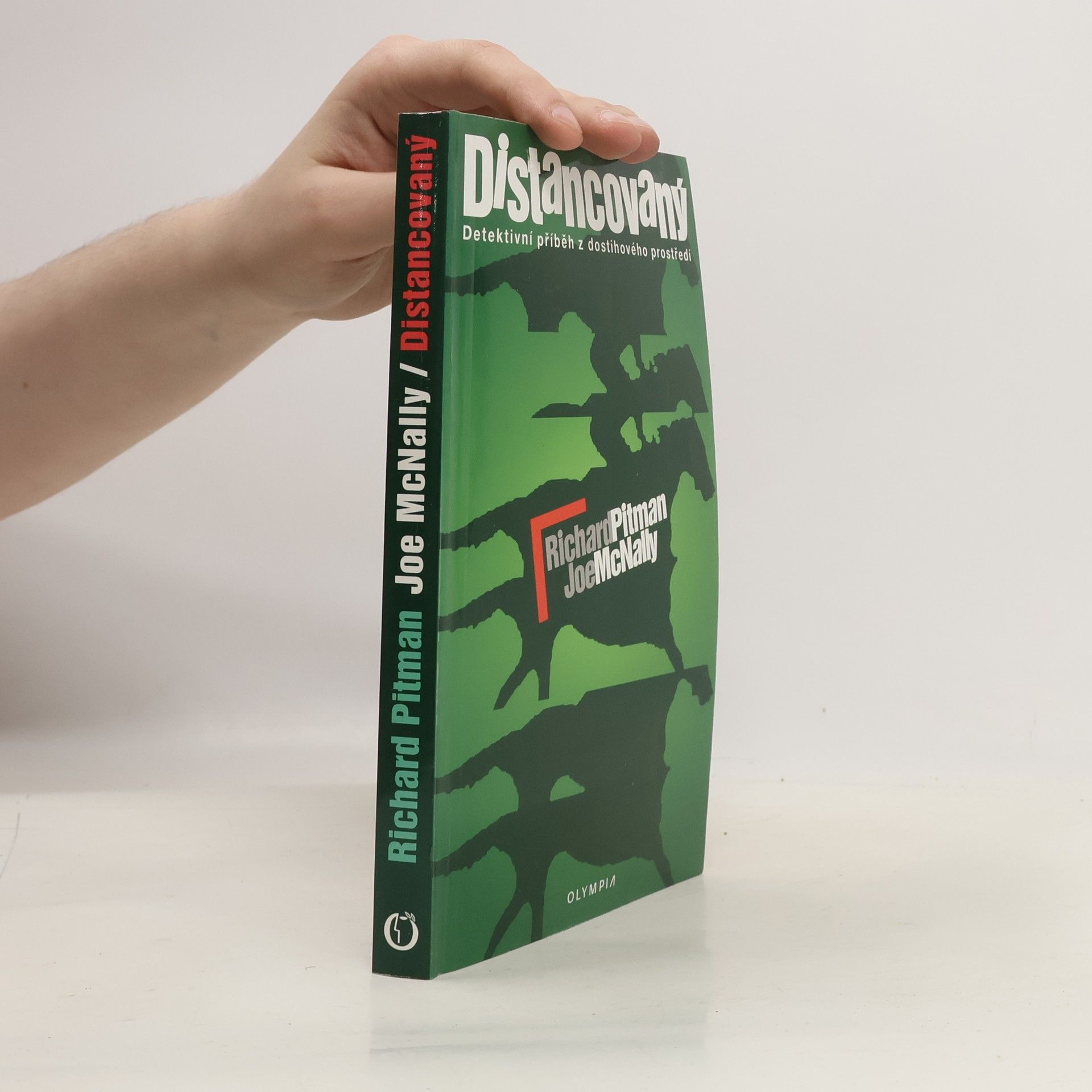 Richard Pitman Distancovaný : detektivní příběh z dostihového prostředí