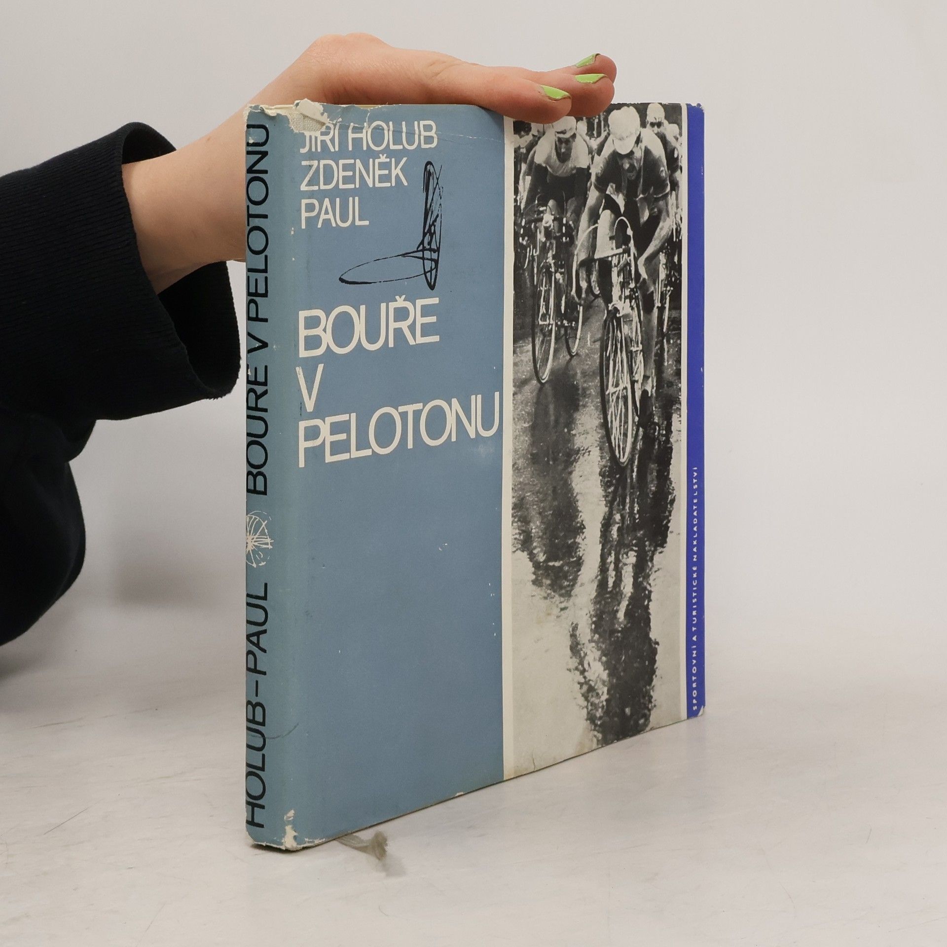 Jiří Holub Bouře v pelotonu