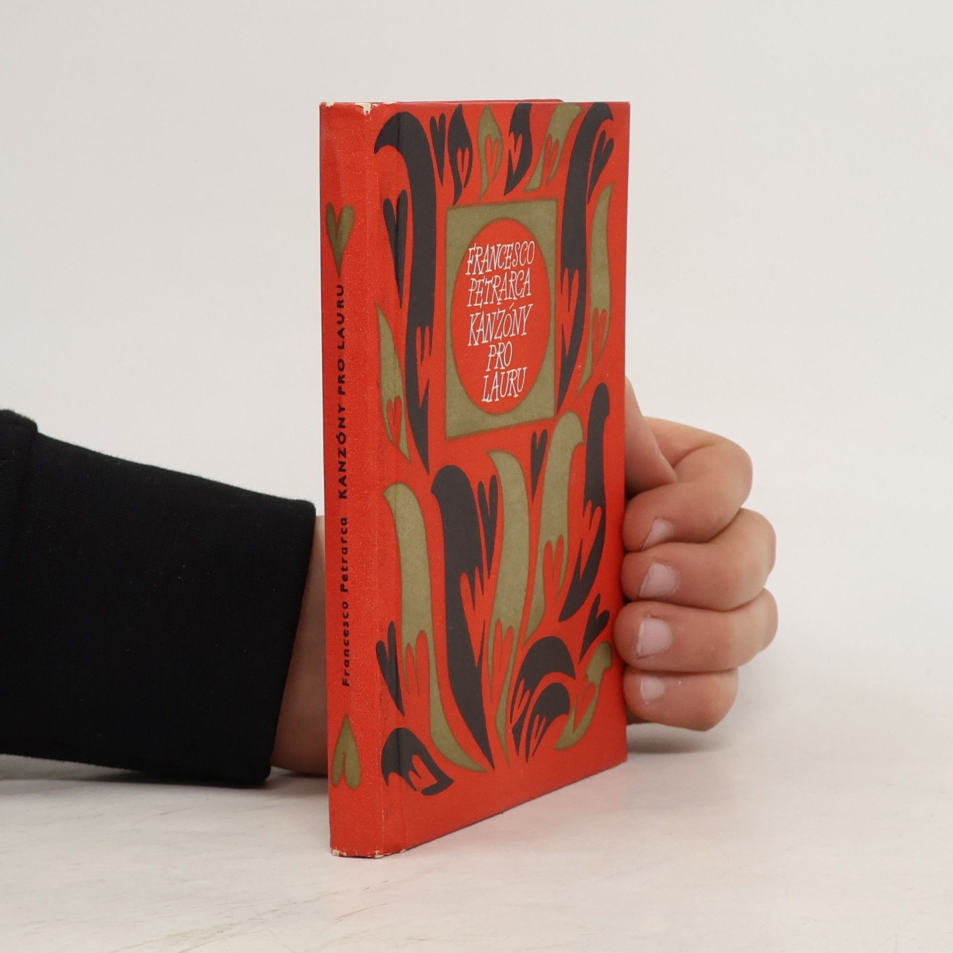 Francesco Petrarca Kanzóny pro Lauru