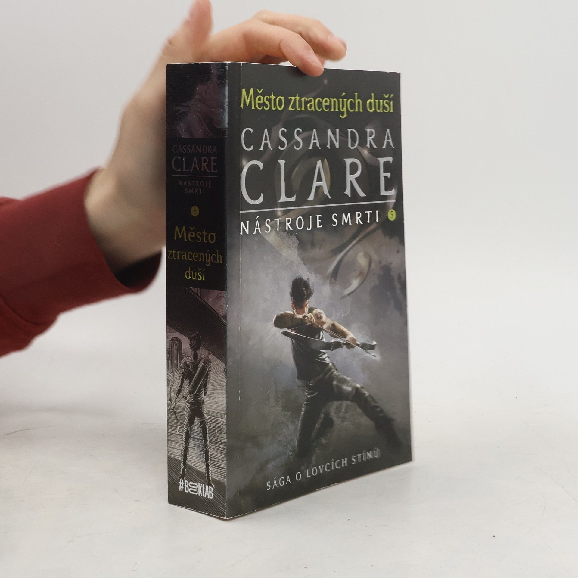 Nástroje smtri 5: Město ztracených duší