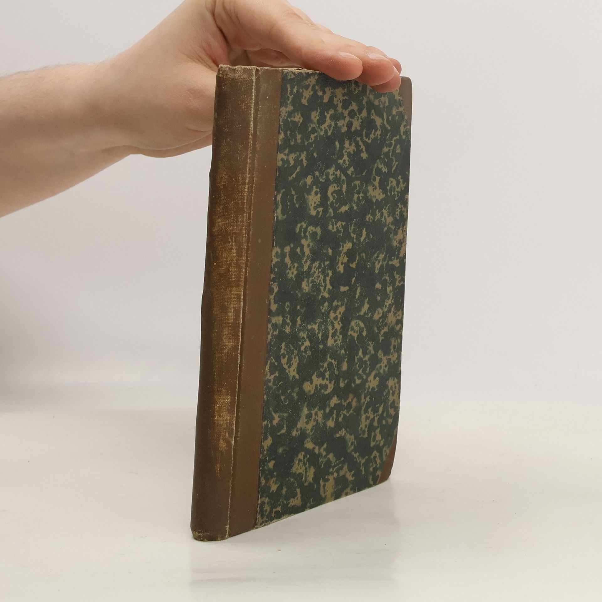 R. Devern Tajemství srdcí