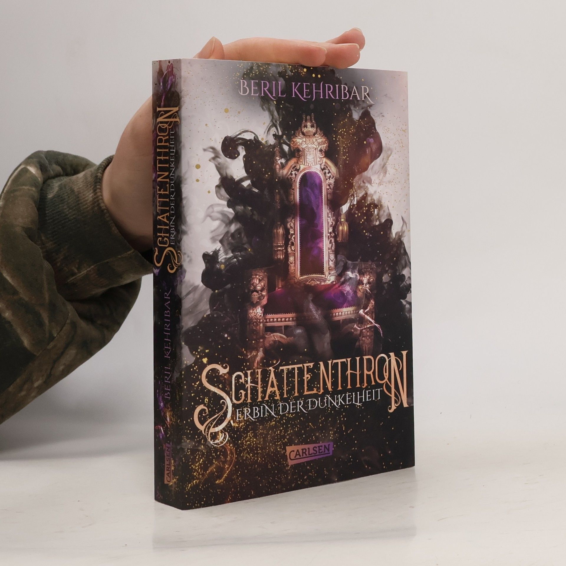 Schattenthron 1: Erbin der Dunkelheit