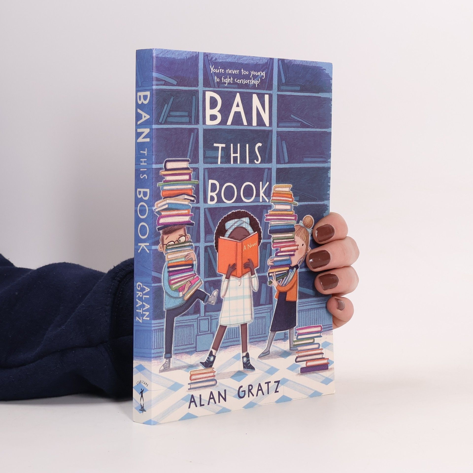 Alan Gratz Ban This Book