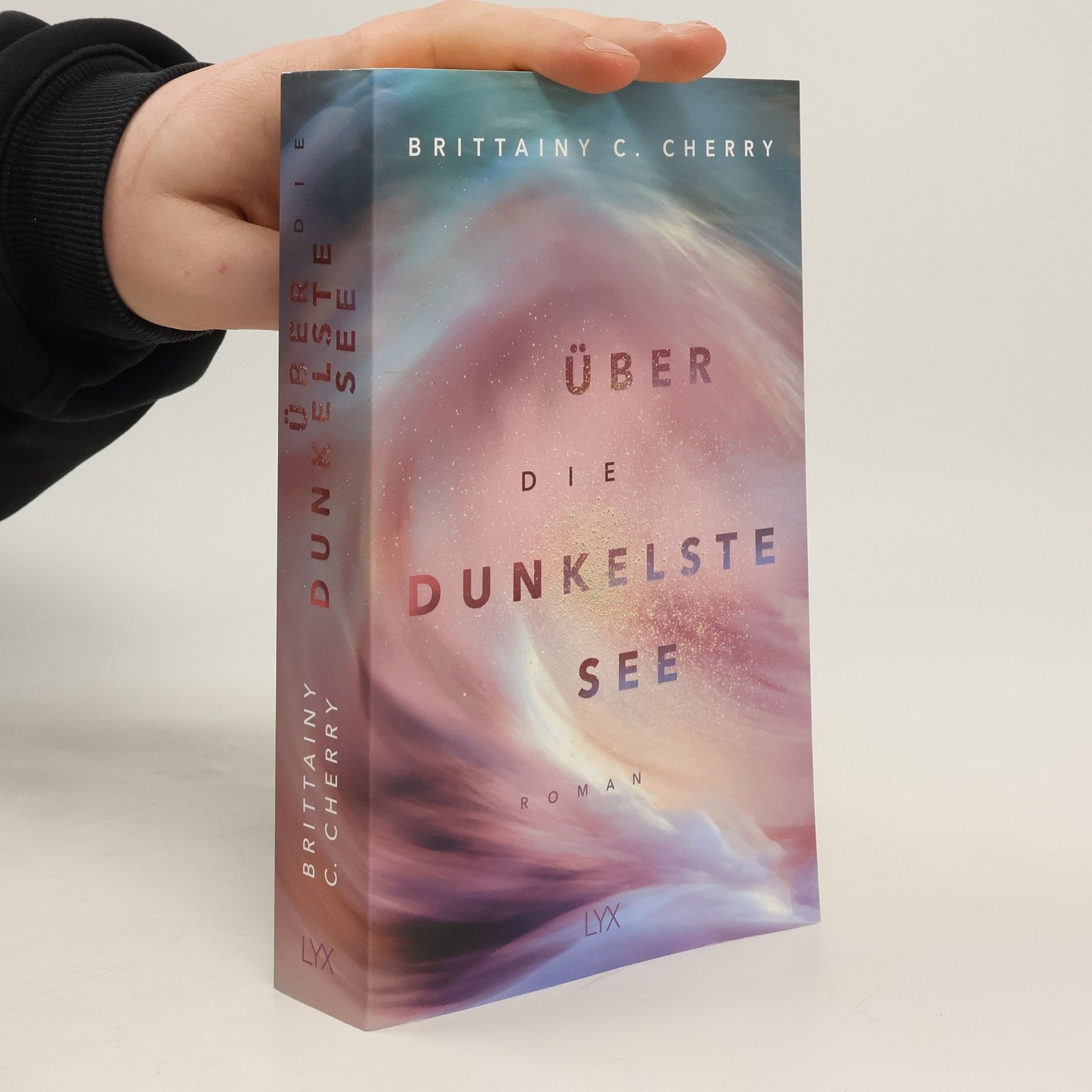 Brittainy C. Cherry Über die dunkelste See