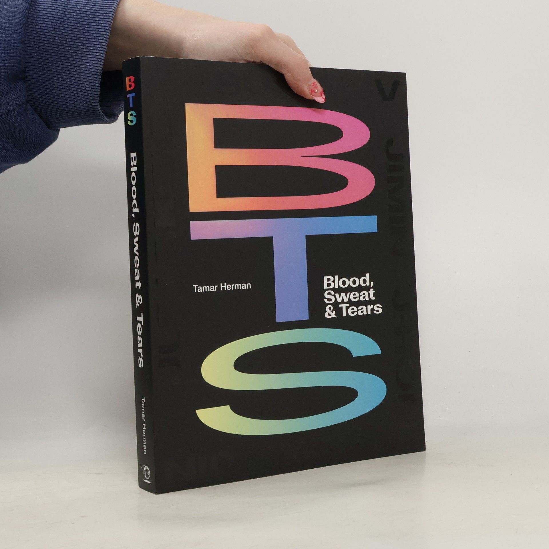 Tamar Herman BTS: Blood, Sweat & Tears