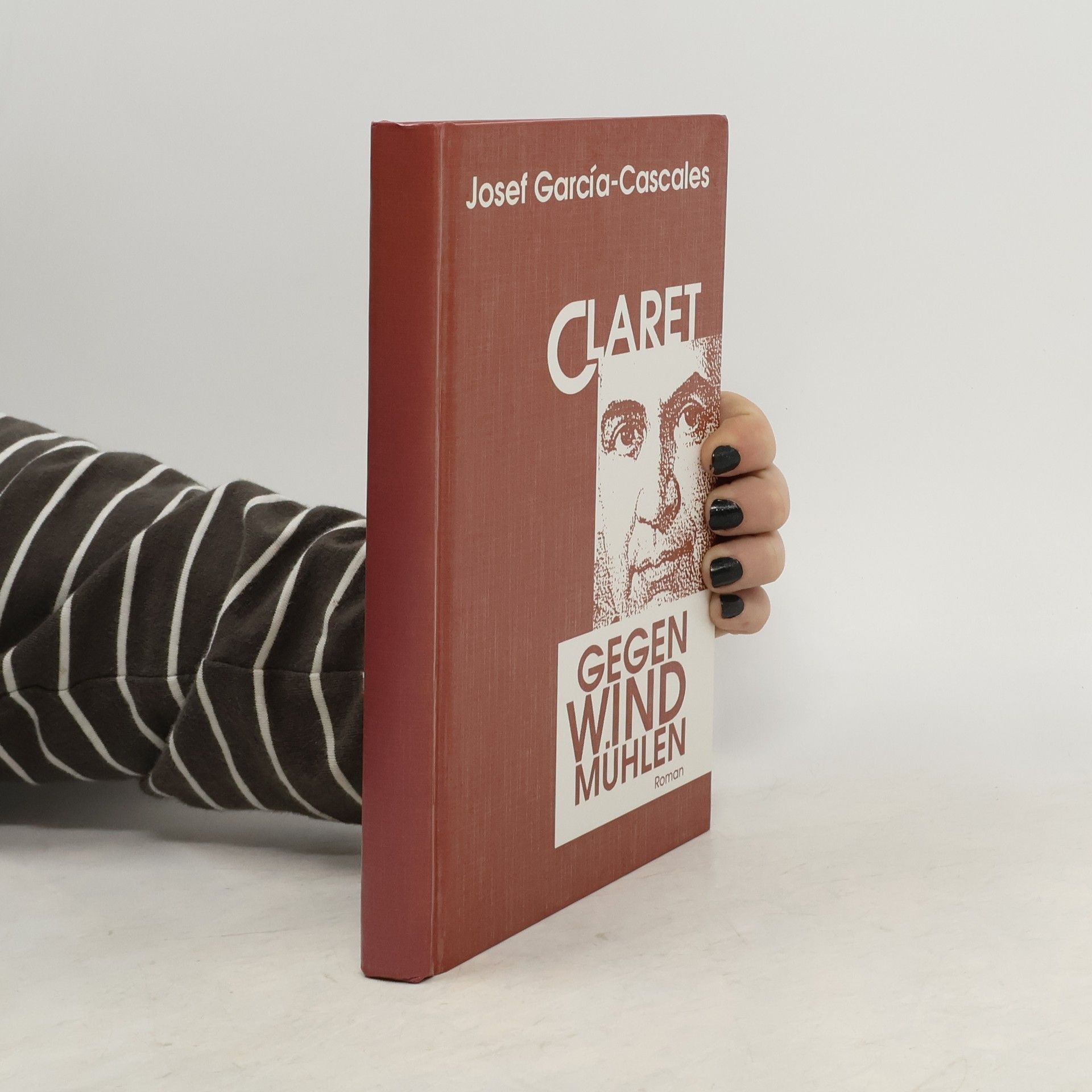 Josef García-Cascales Claret gegen Windmühlen