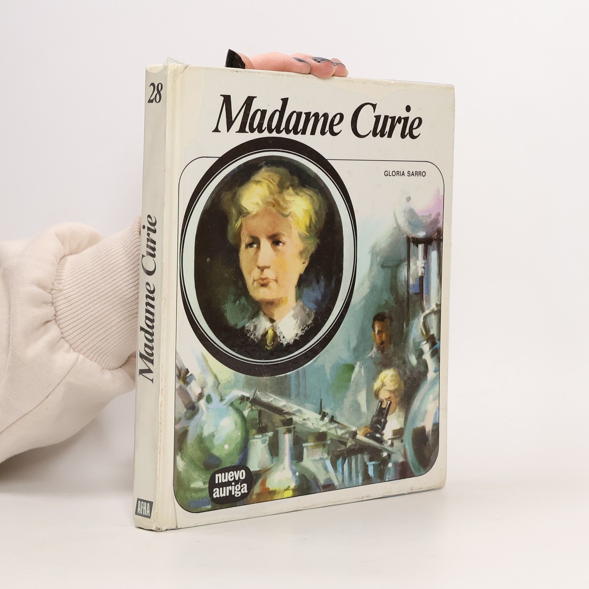 Gloria Sarro Madame Curie