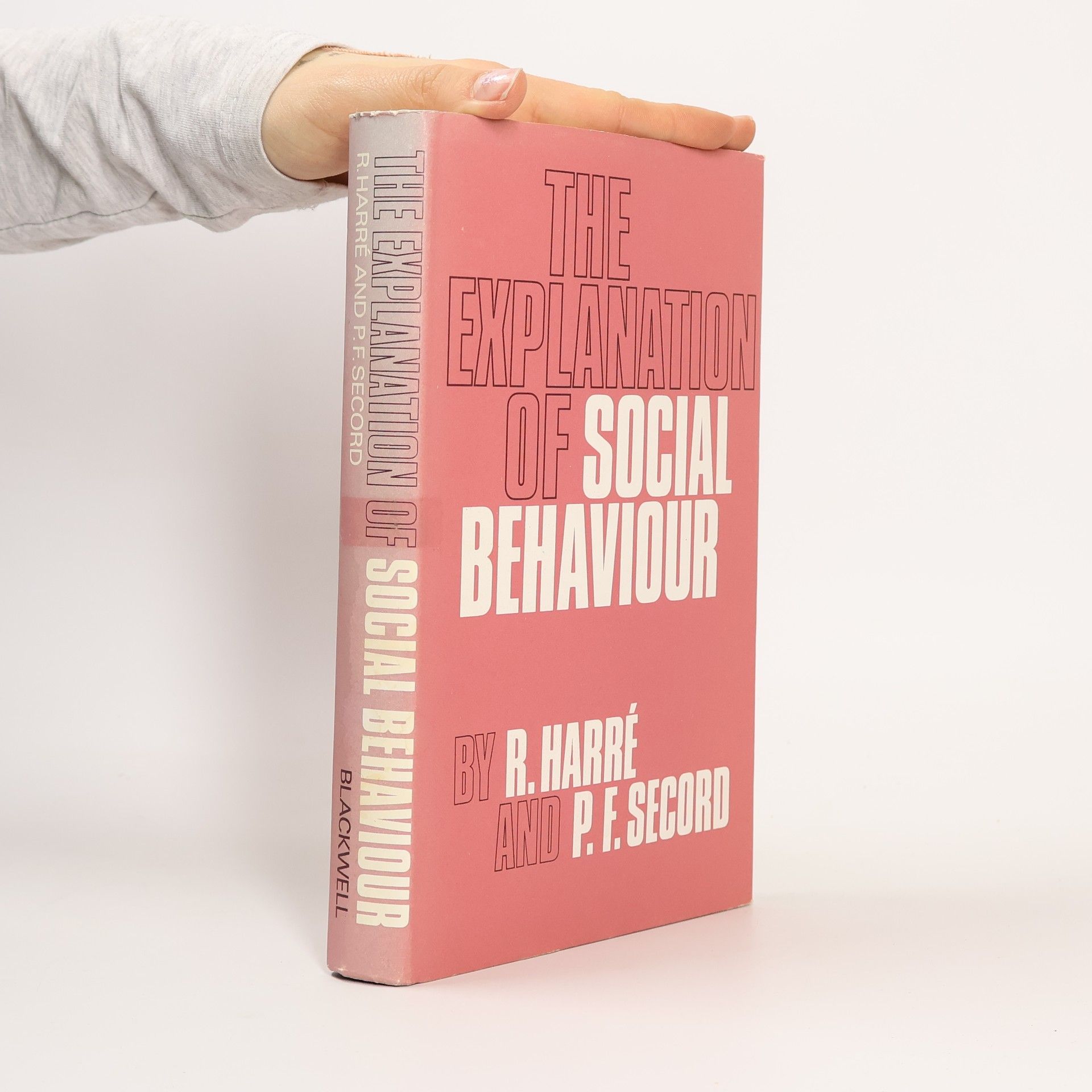 Explanation of Social Behaviour