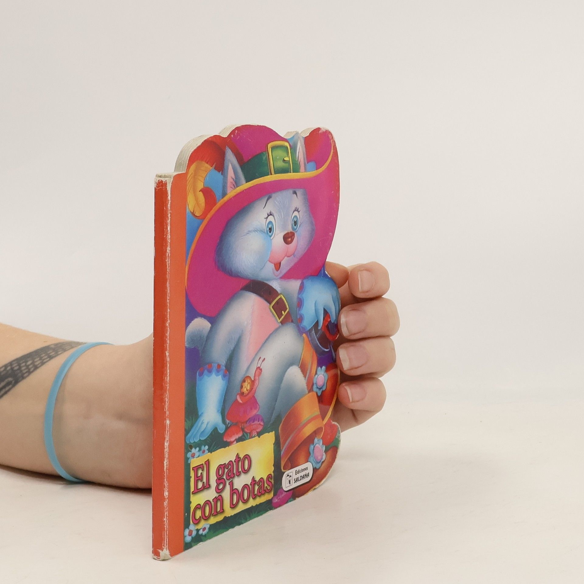 Various authors El gato con botas