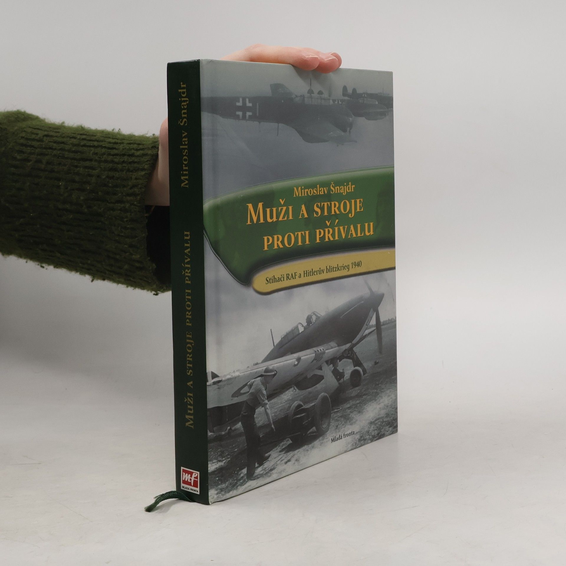 Miroslav Šnajdr Muži a stroje proti přívalu