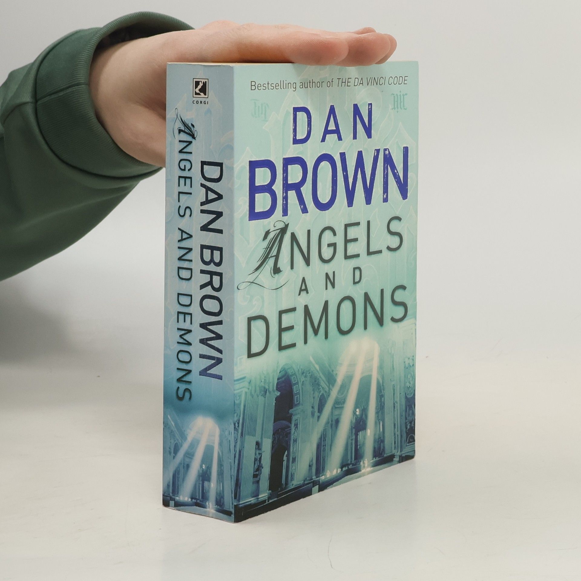 Dan Brown Angels and Demons