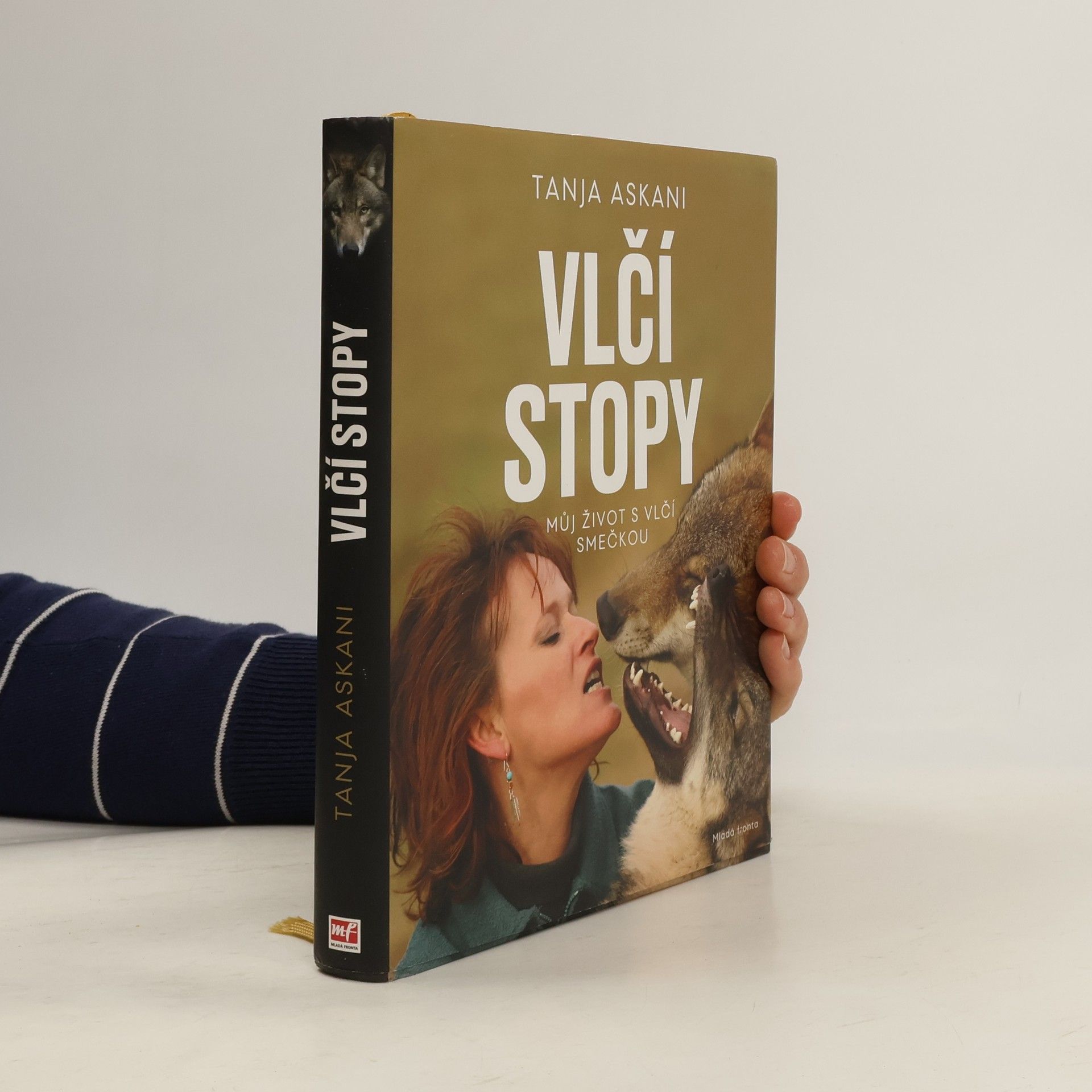 Tanja Askani Vlčí stopy: Můj život s vlčí smečkou