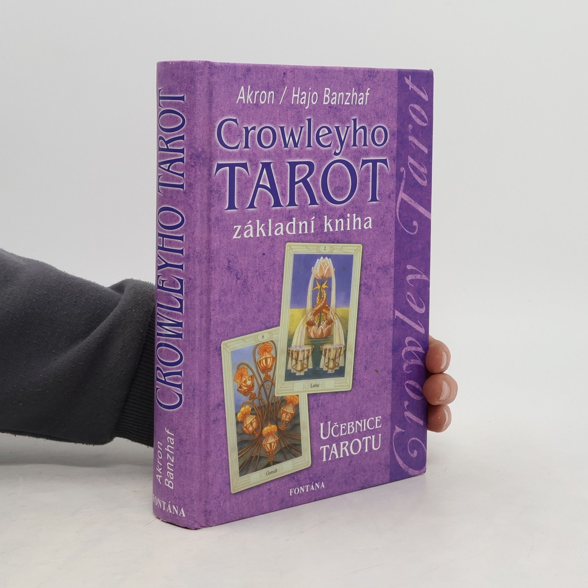 Akron Crowleyho tarot: Základní kniha