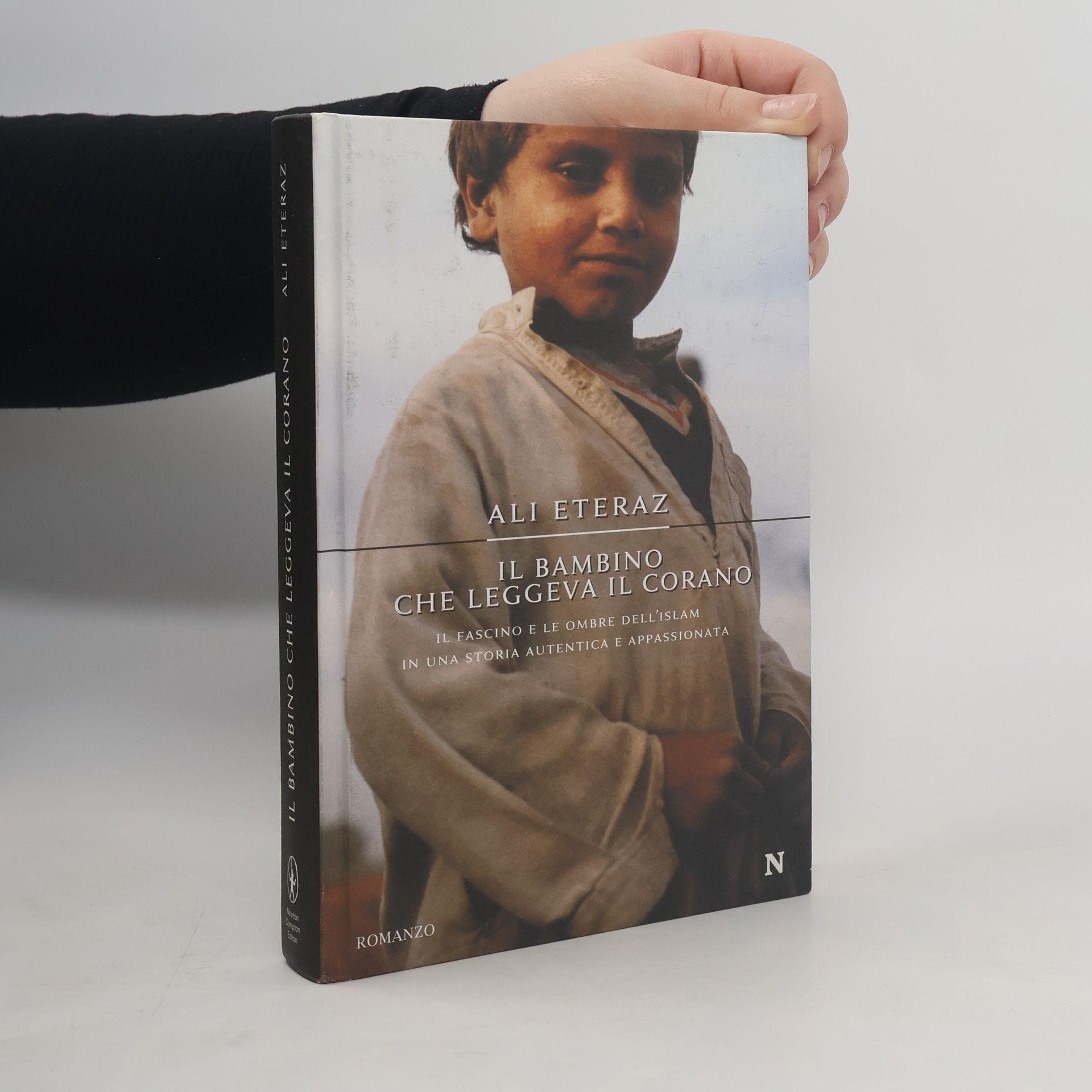 Ali Eteraz Il bambino che leggeva il Corano