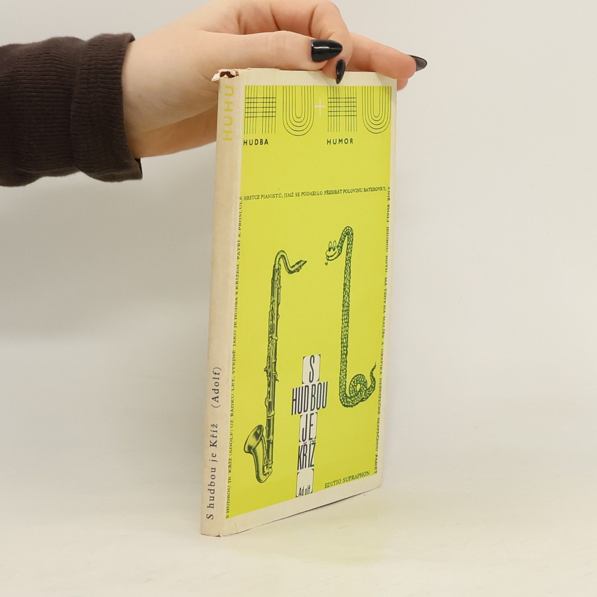 Kříž Adolf S hudbou je Kříž (Adolf)