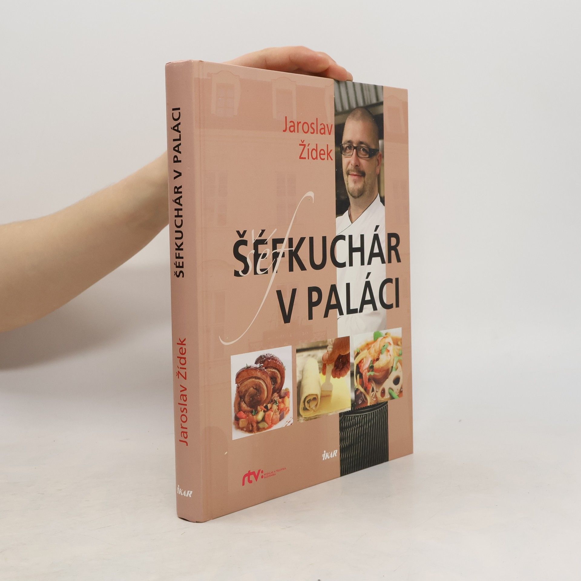 Šéfkuchár v paláci