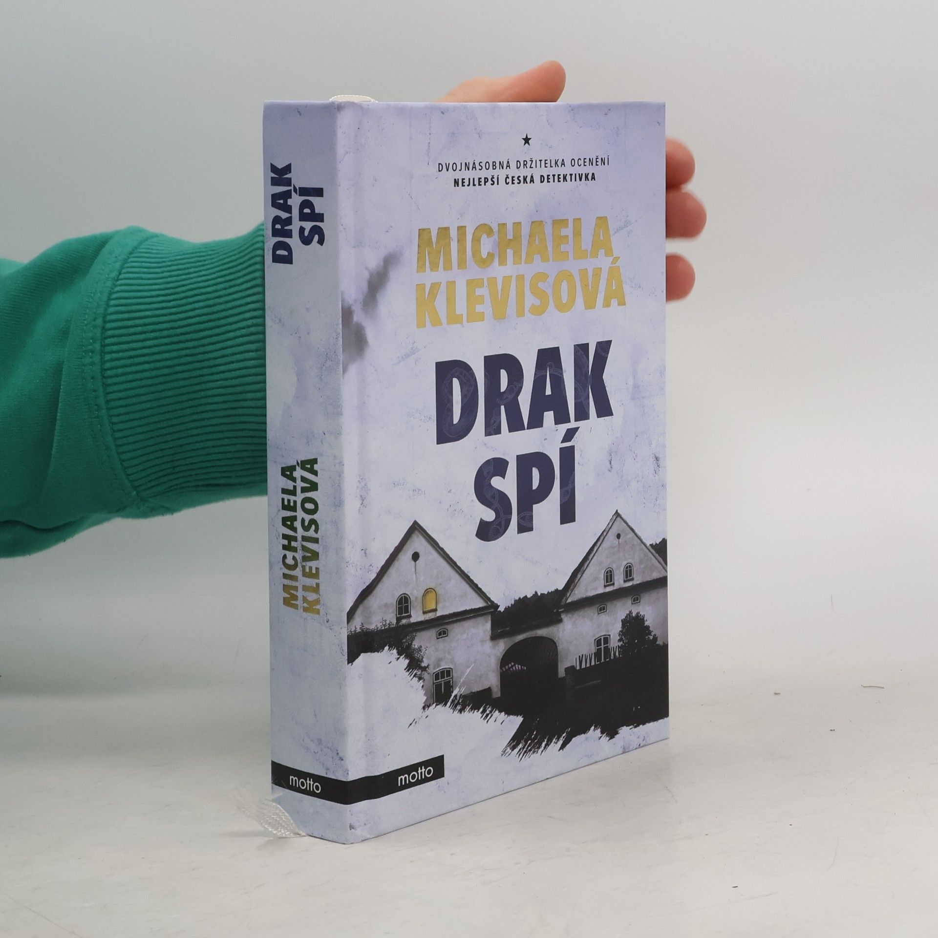 Michaela Klevisová Drak spí