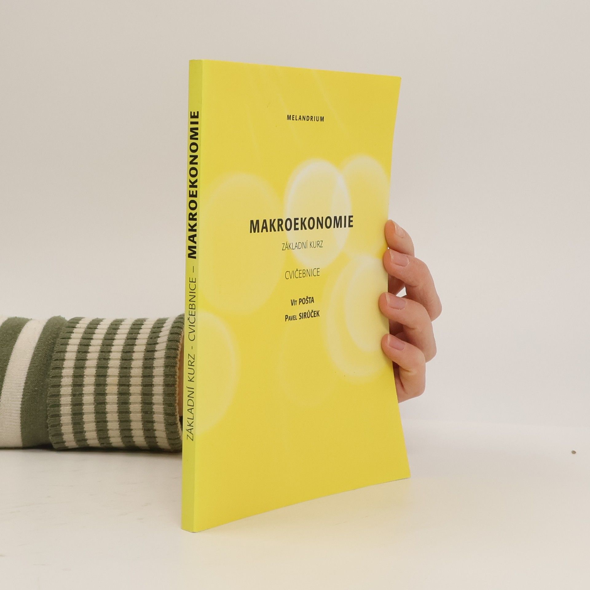 Makroekonomie. Základní kurz. Cvičebnice