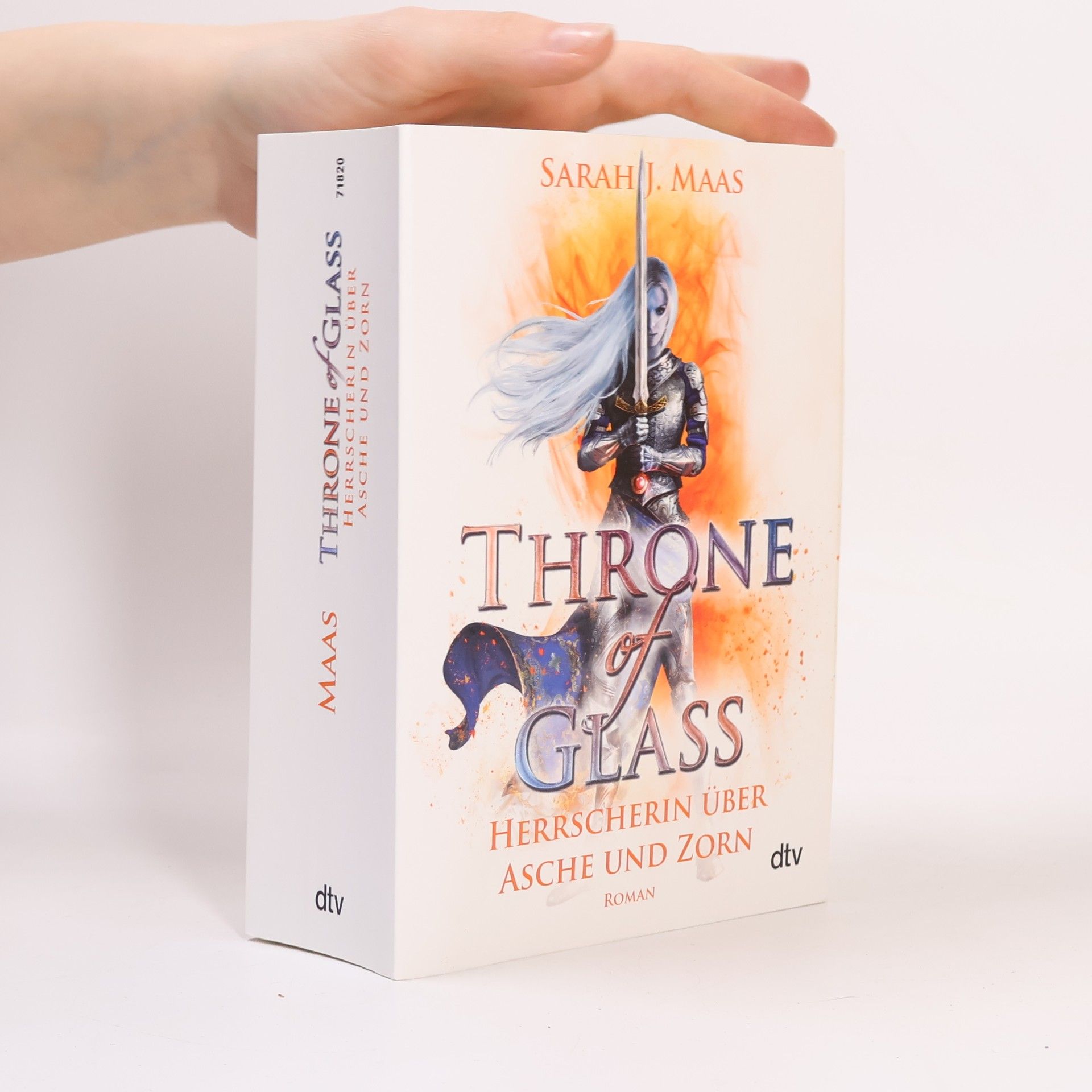 Sarah J. Maas Herrscherin über Asche und Zorn