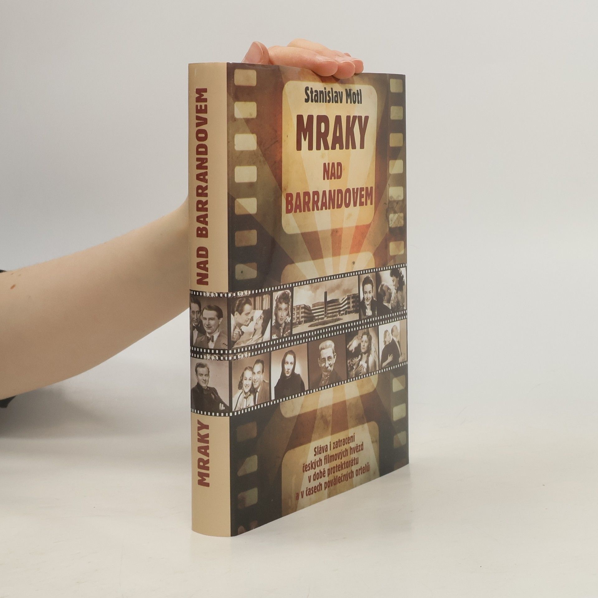 Stanislav Motl Mraky nad Barrandovem