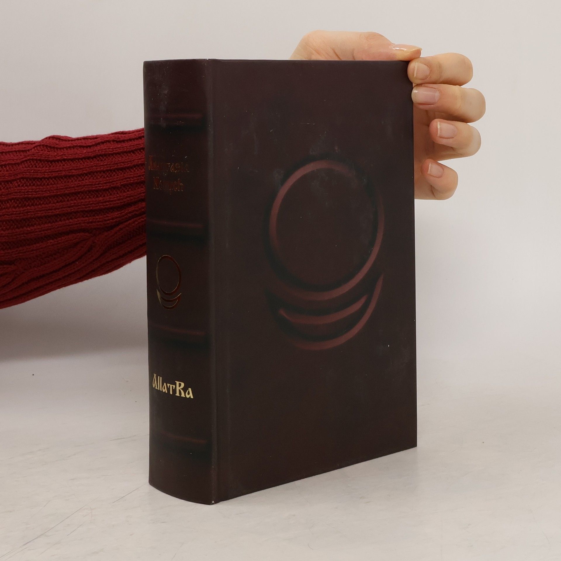 Anastasija Novych AllatRa