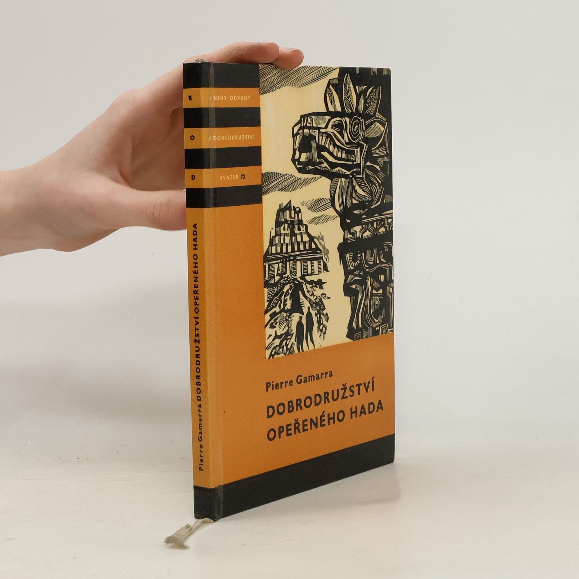 Pierre Gamarra Dobrodružství opeřeného hada