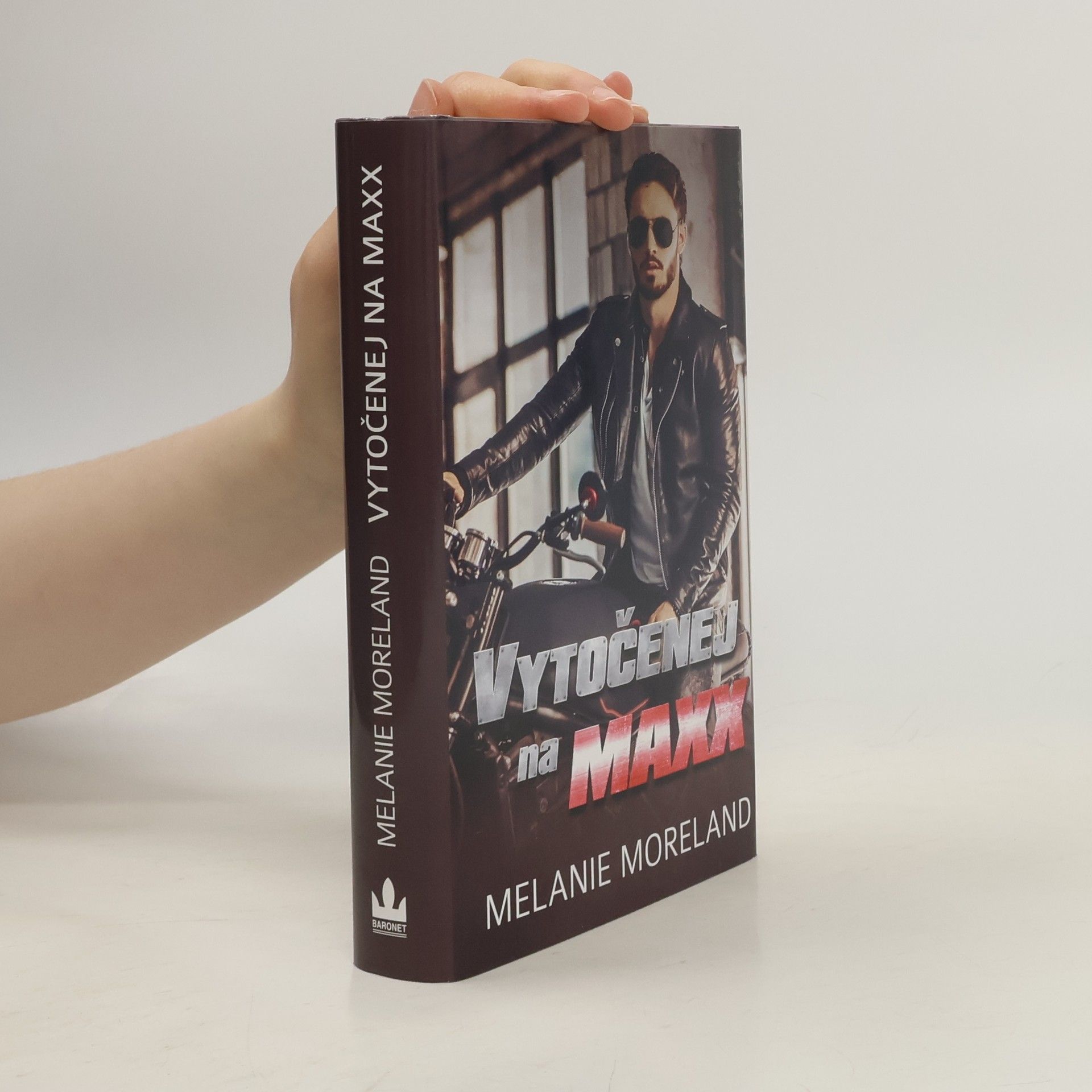 Melanie Moreland Vytočenej na Maxx