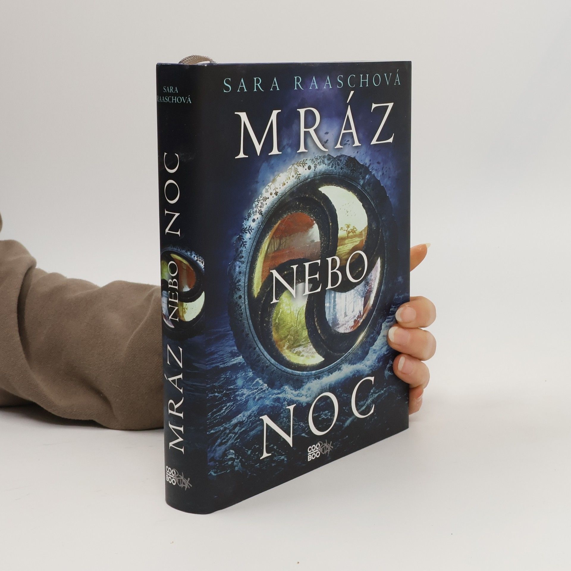 Sara Raash Mráz nebo noc