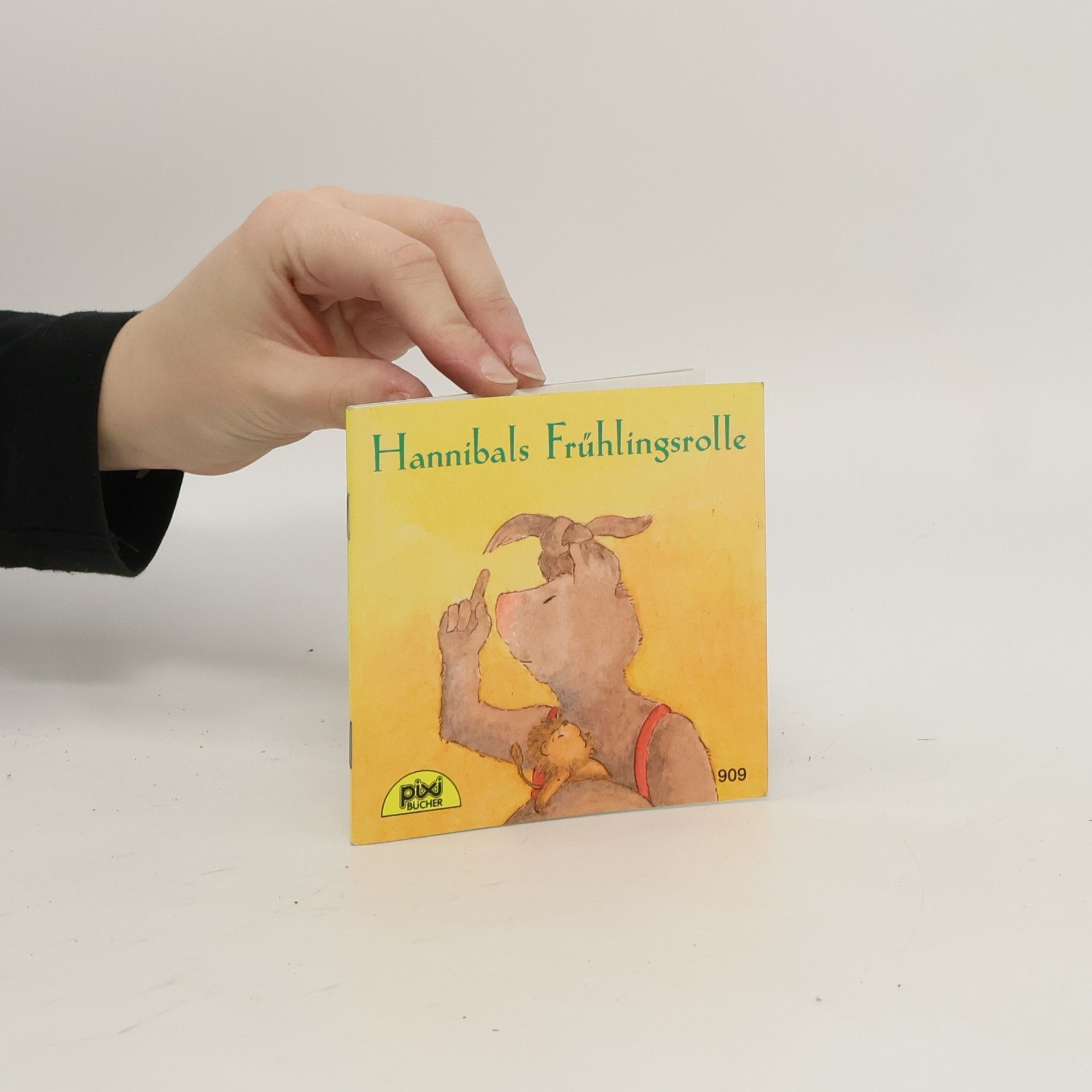 Autorenkollektiv Zwei kleine Bären helfen dem Hasen