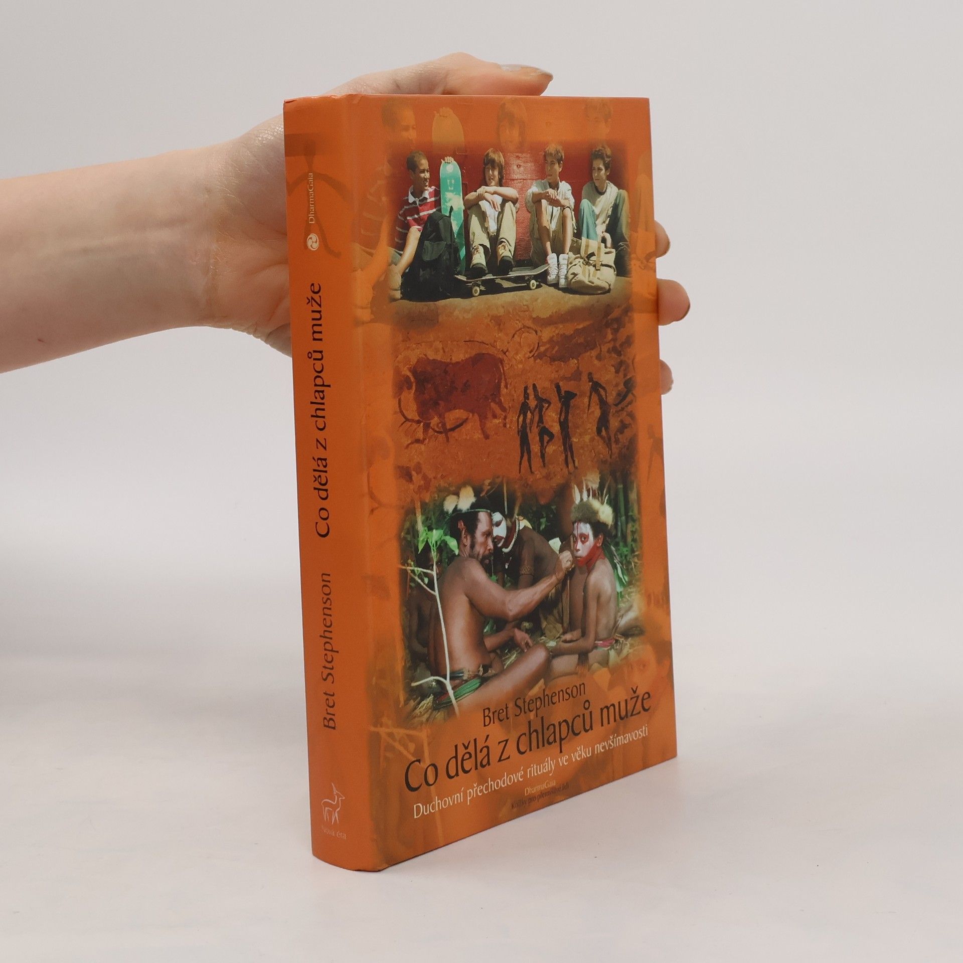 Bret Stephenson Co dělá z chlapců muže. Duchovní přechodové rituály ve věku nevšímavosti