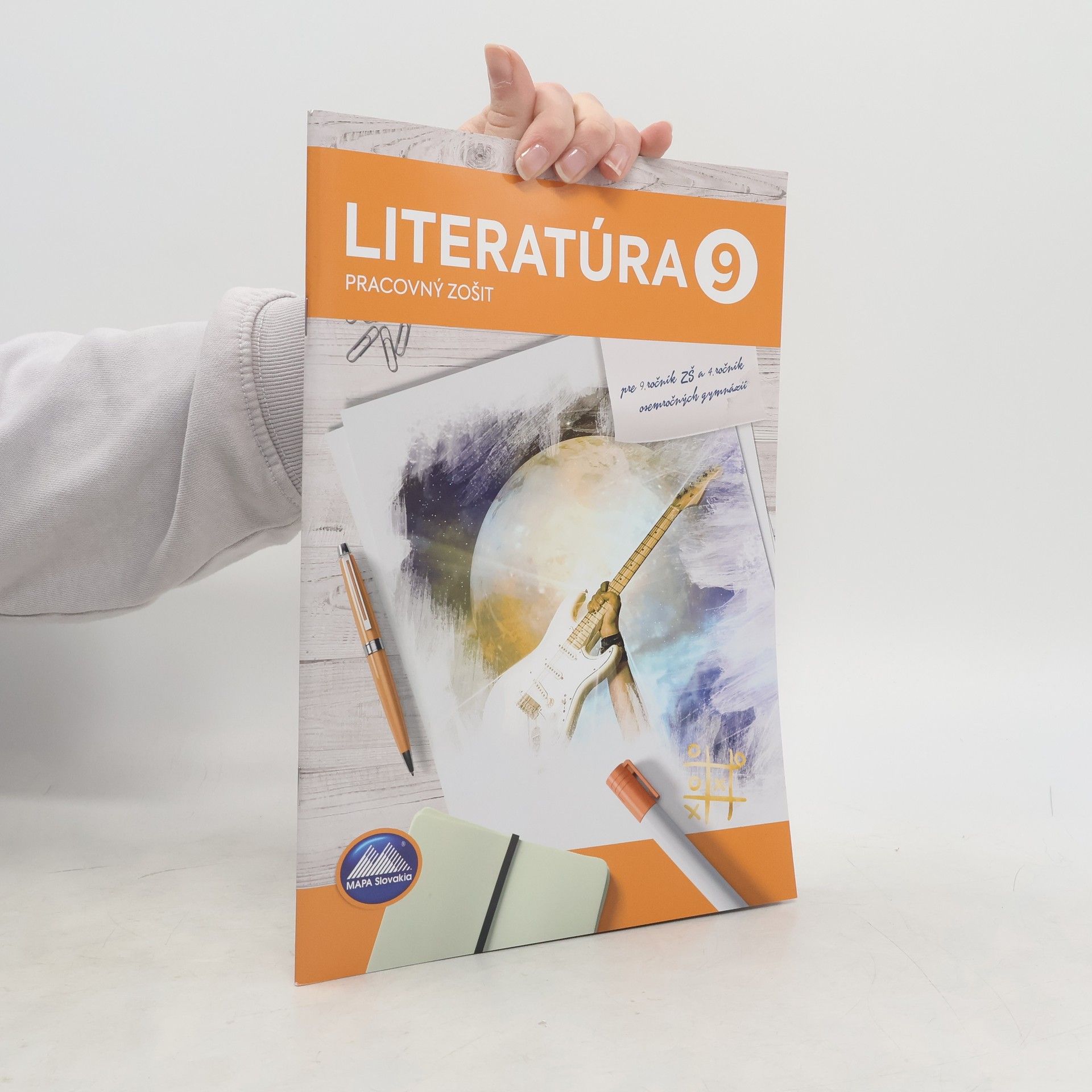 Collectif d'auteurs Literatúra 9