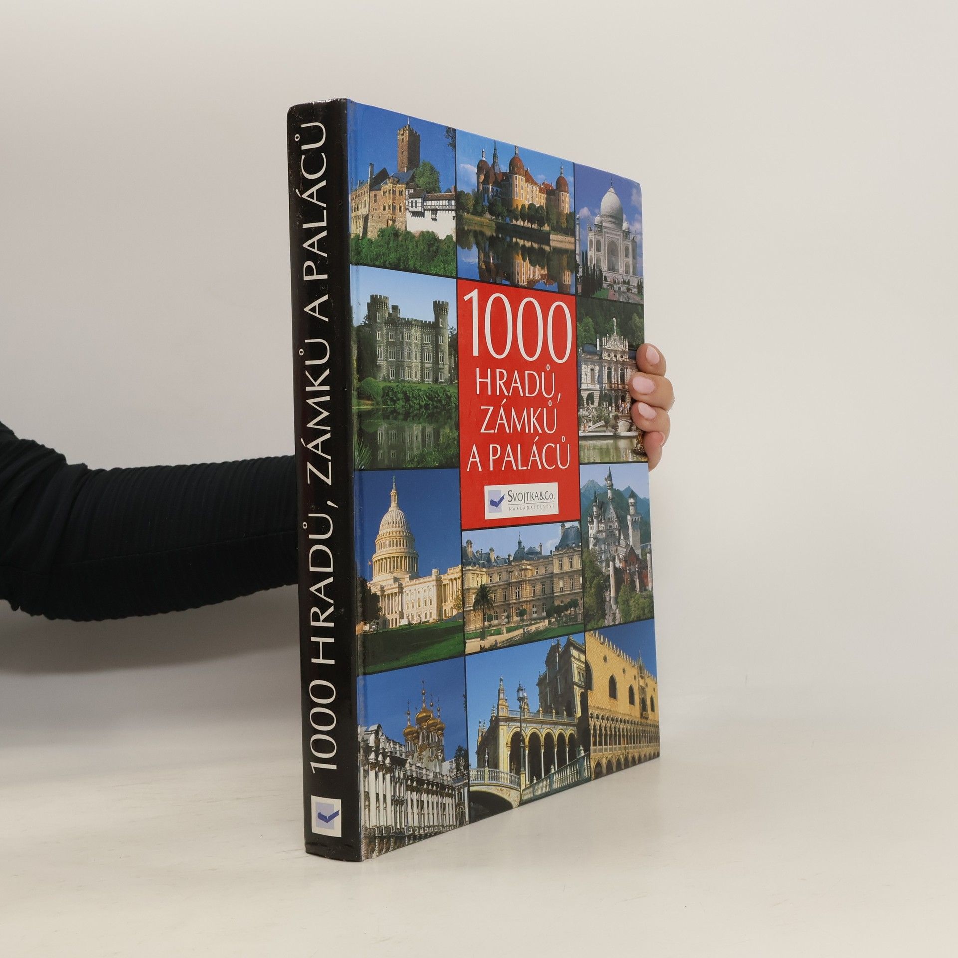 Andrej Horvát 1000 hradů, zámků a paláců