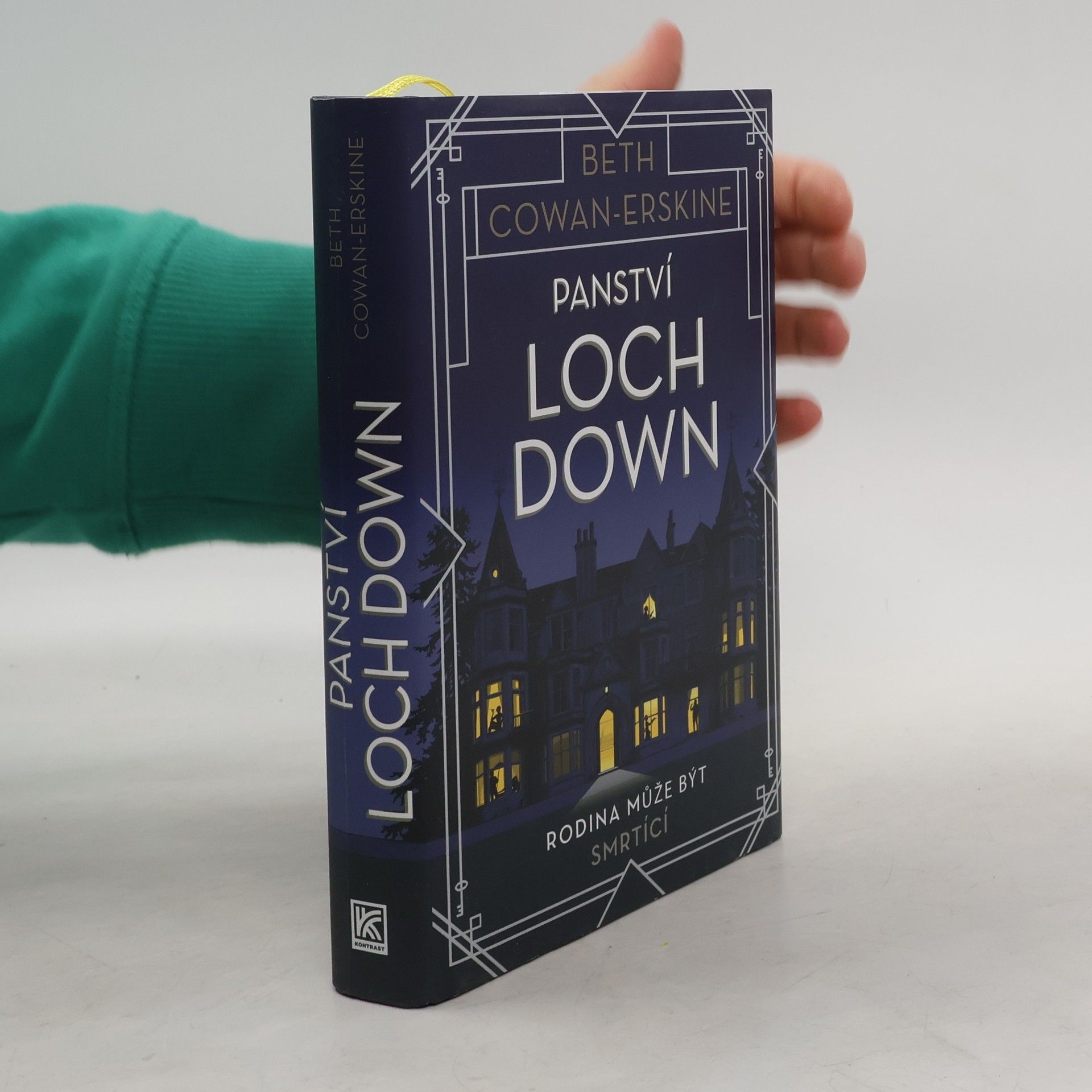 Beth CowanErskine Panství Loch Down