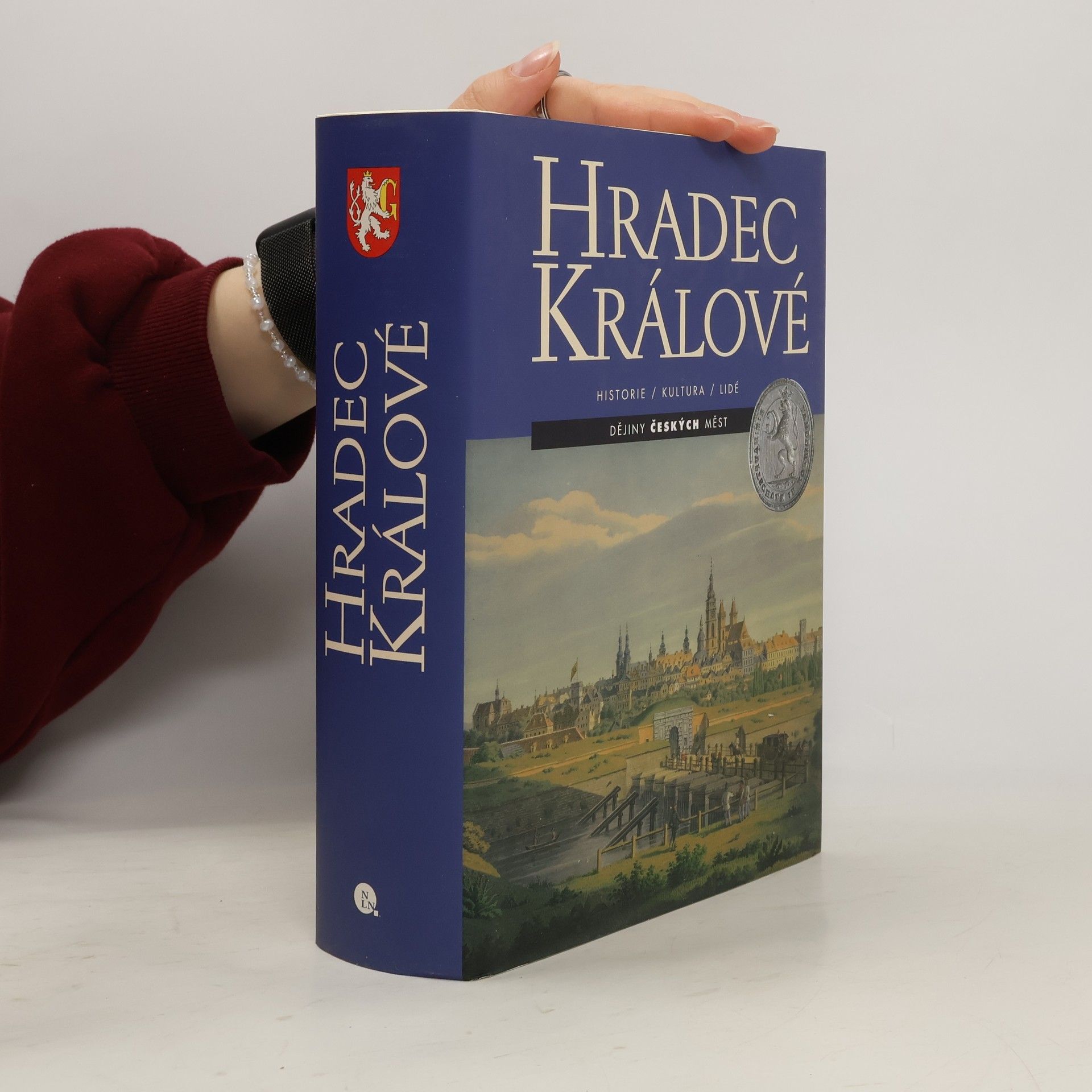 Autores varios Hradec Králové