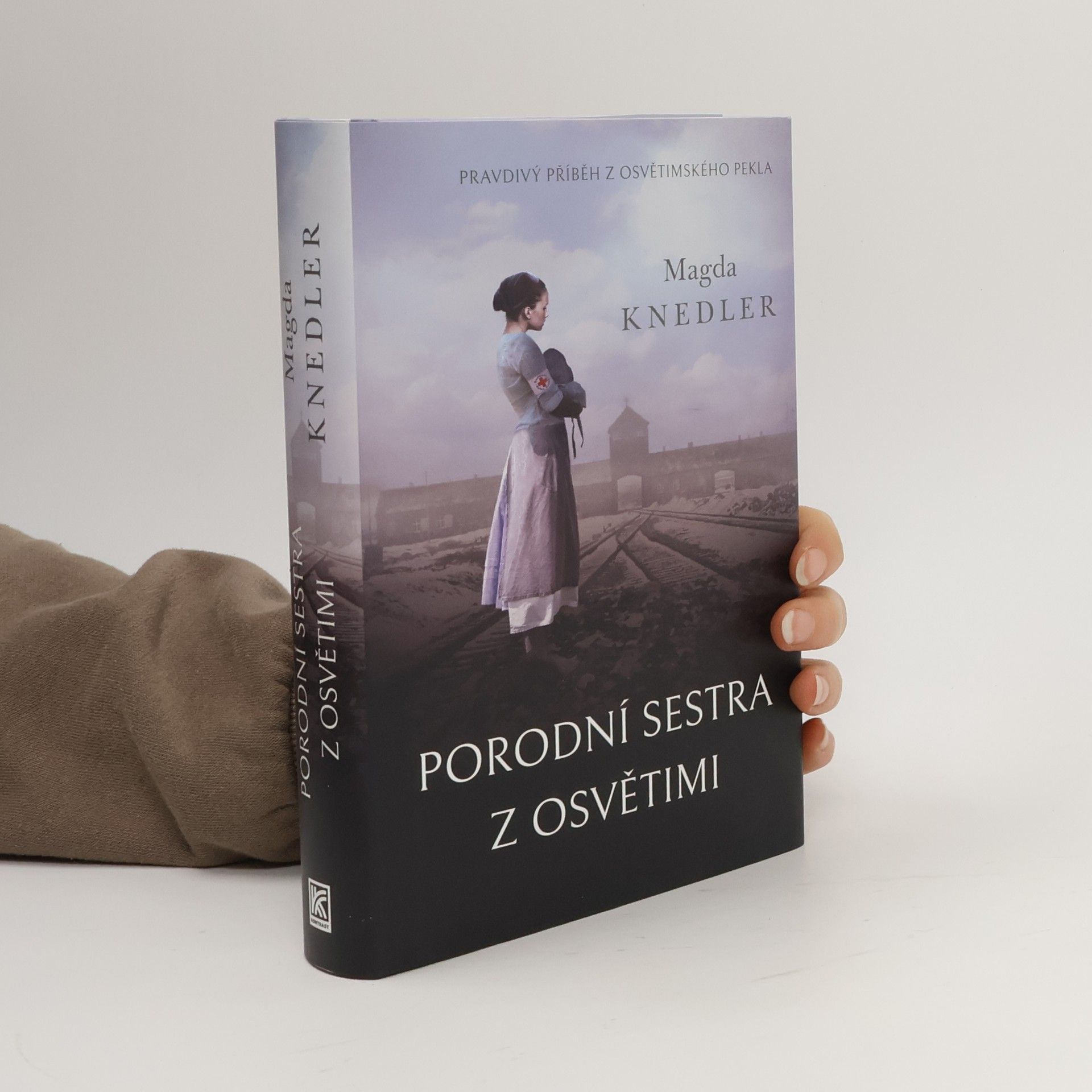 Magdalena Knedler Porodní sestra z Osvětimi