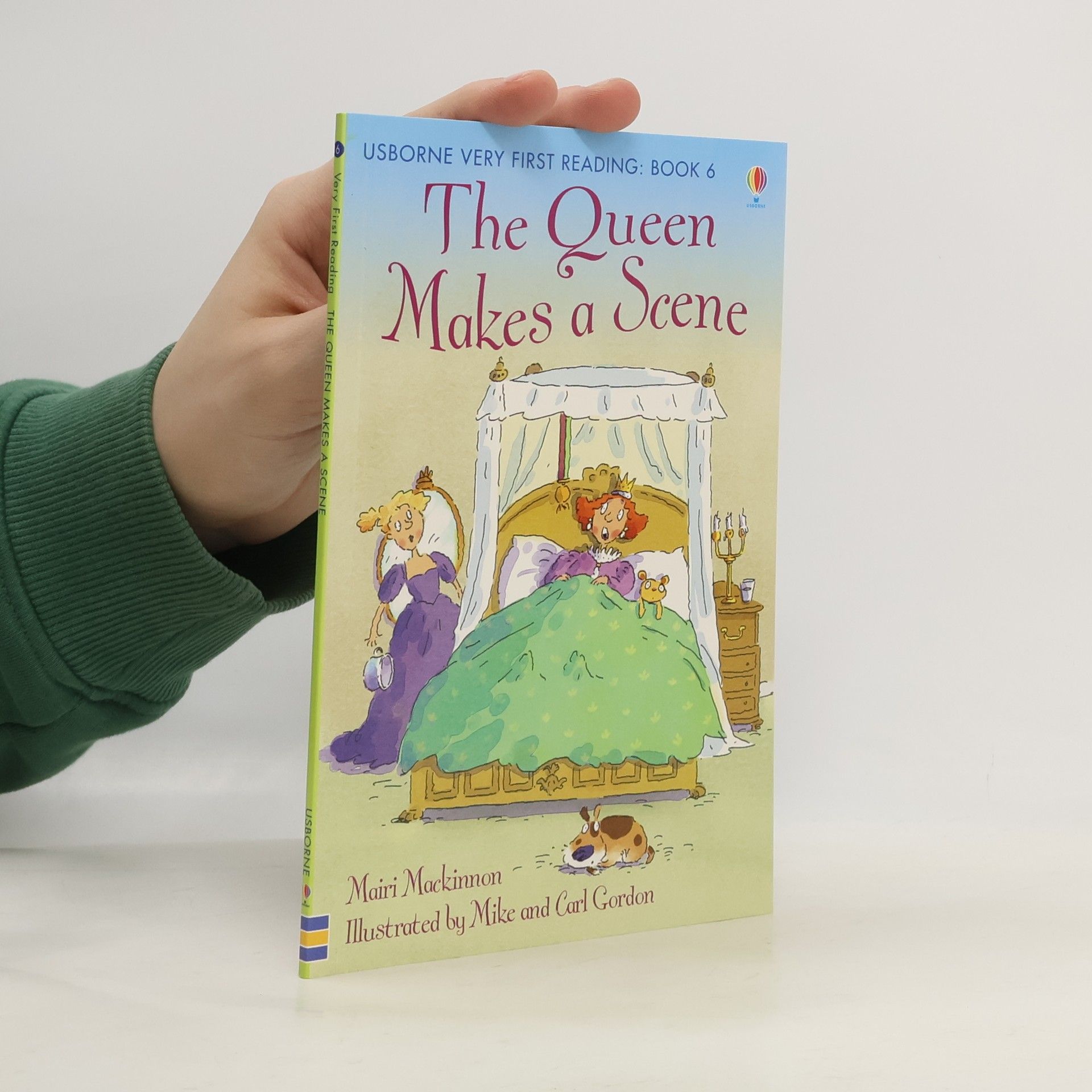 Mike Gordon The Queen Makes a Scence