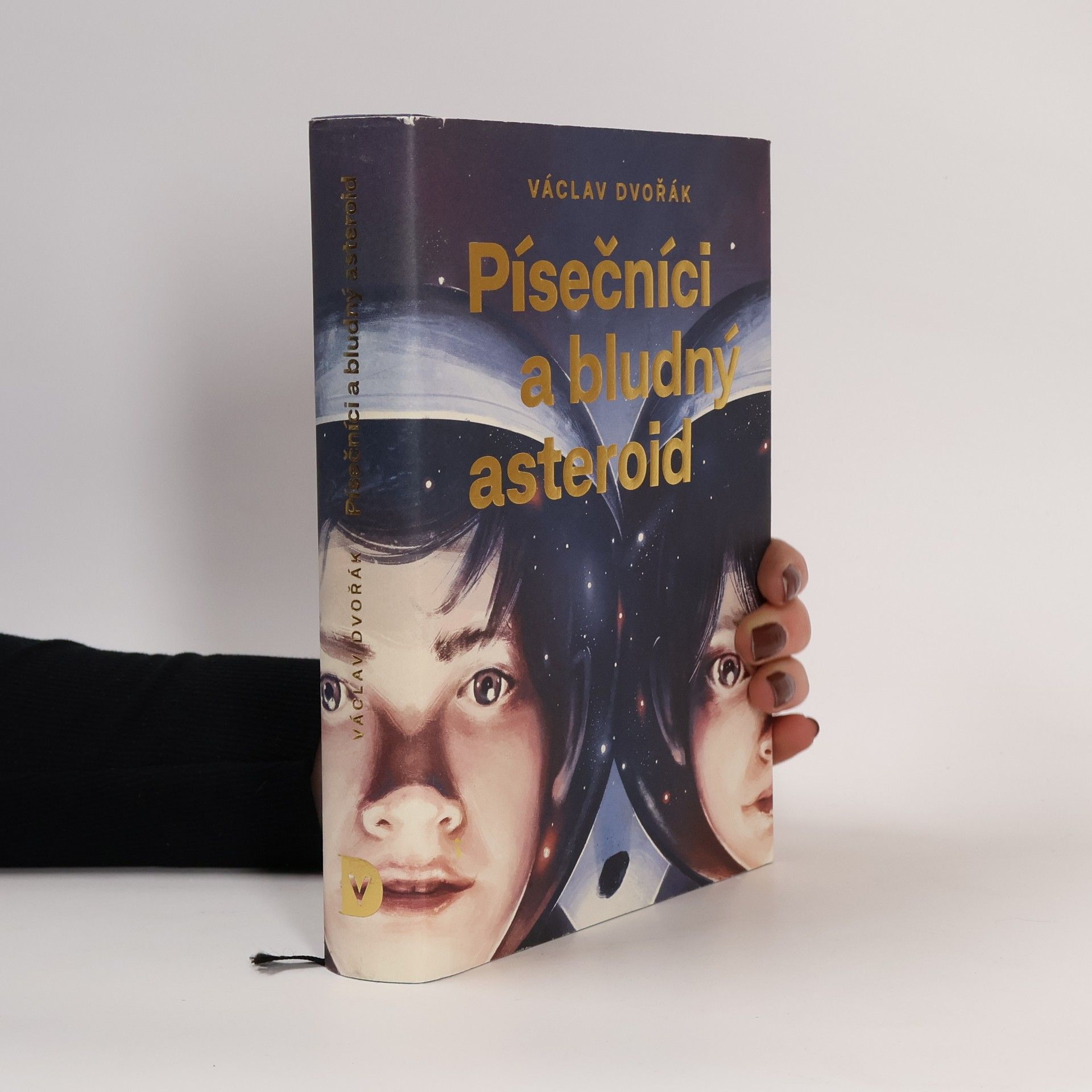 Václav Dvořák Písečníci a bludný asteroid