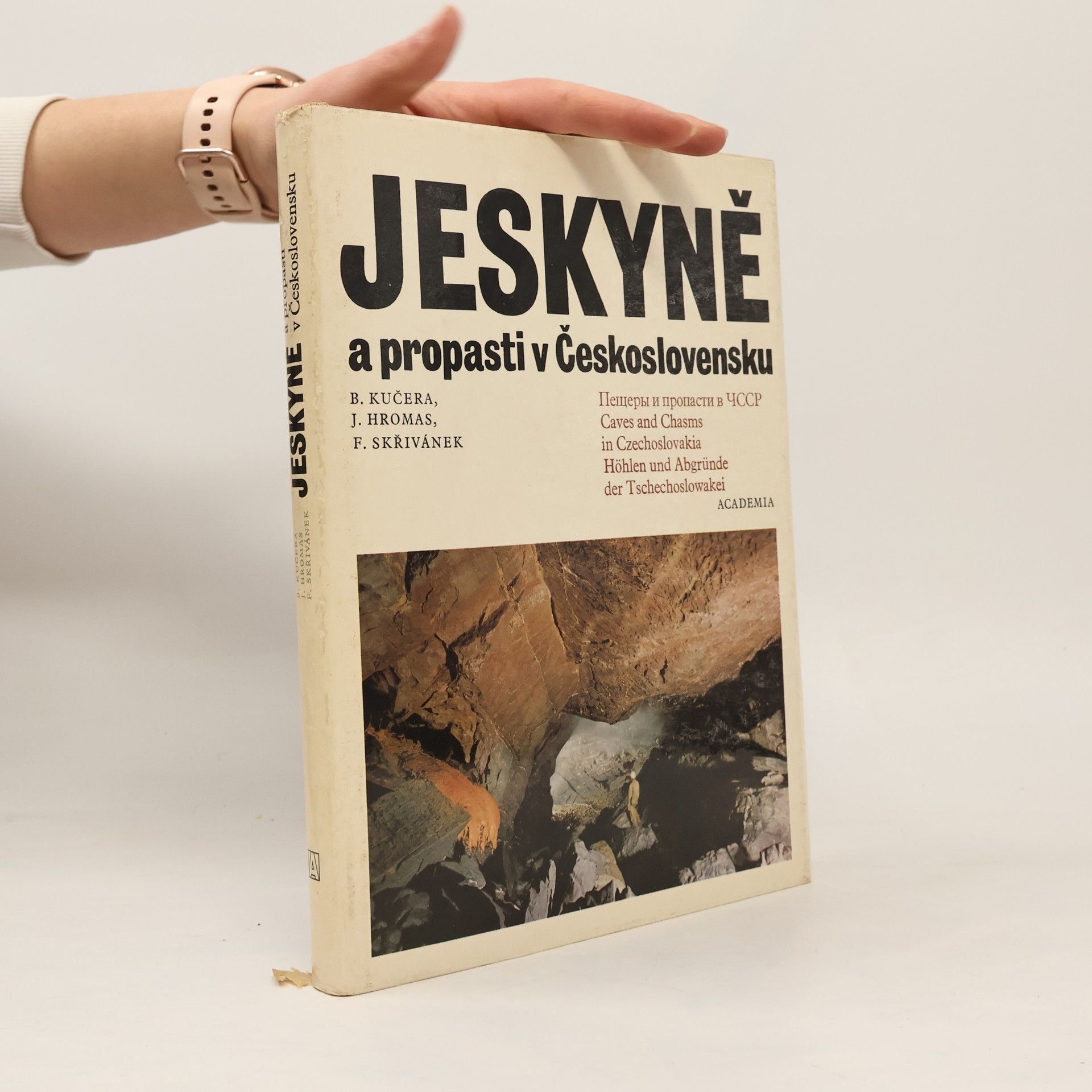 Jeskyně a propasti v Československu