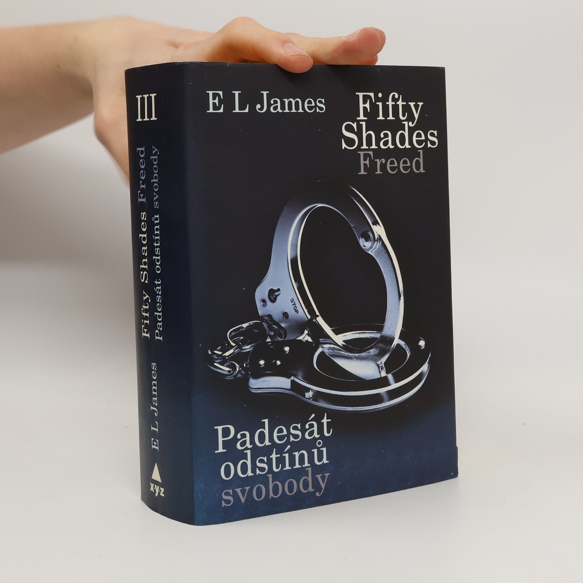 E L James Padesát odstínů svobody