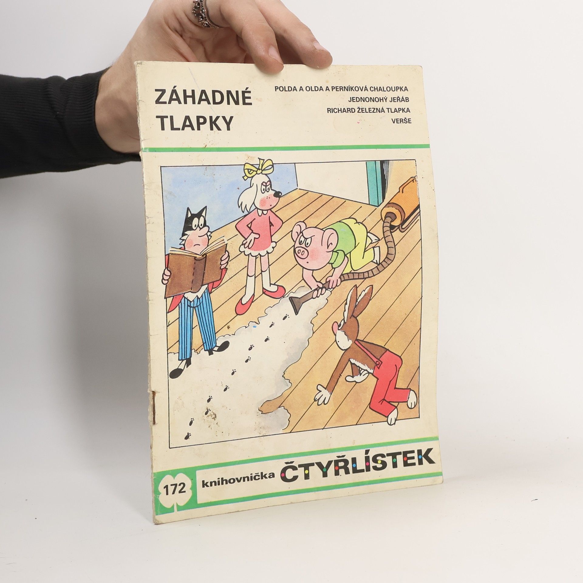 Jaroslav Němeček Čtyřlístek 172. Záhadné tlapky