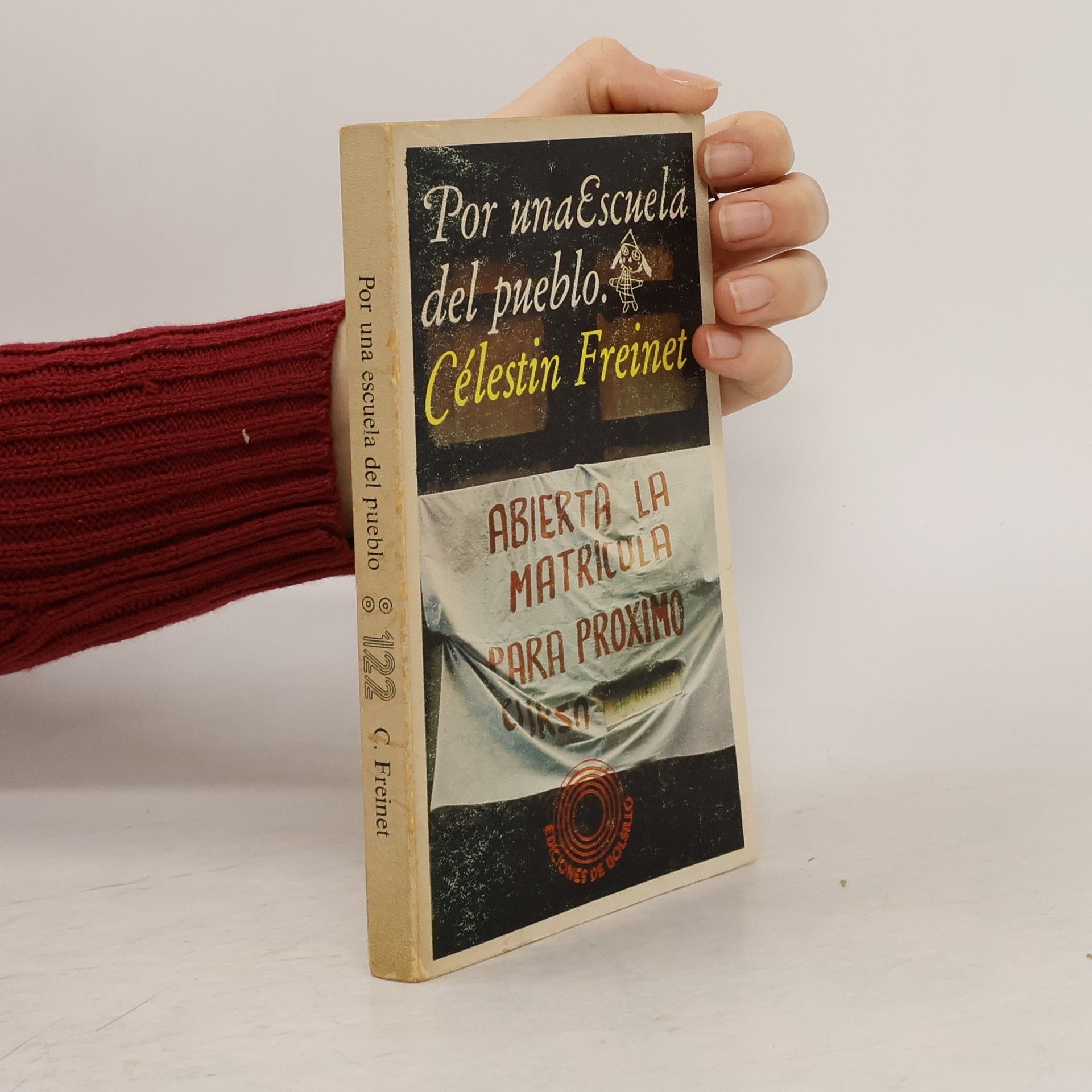 Por una escuela del pueblo