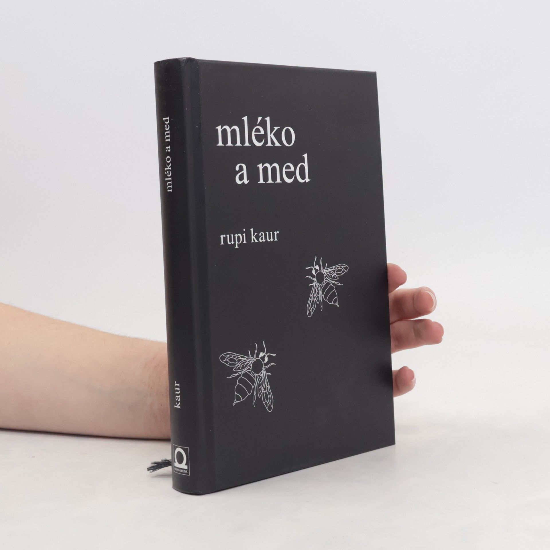 Rupi Kaur Mléko a med