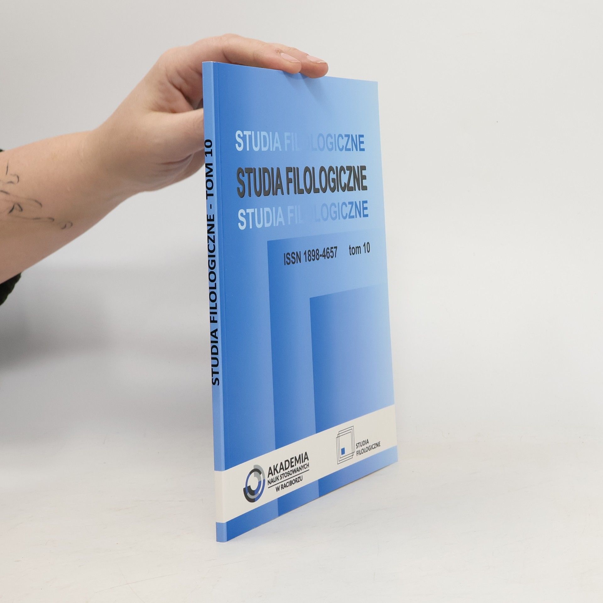 AA.VV. Studia Filologiczne