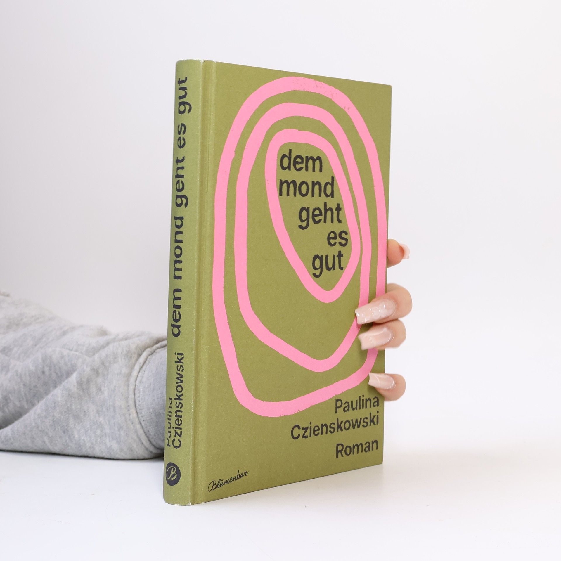 Paulina Czienskowski Dem Mond geht es gut