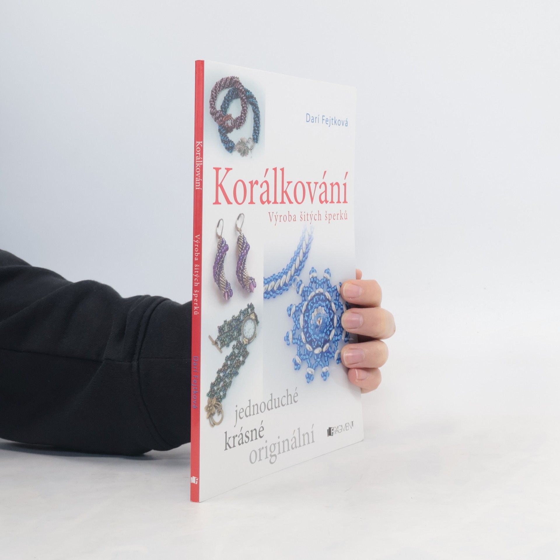 Korálkování. Výroba šitých šperků