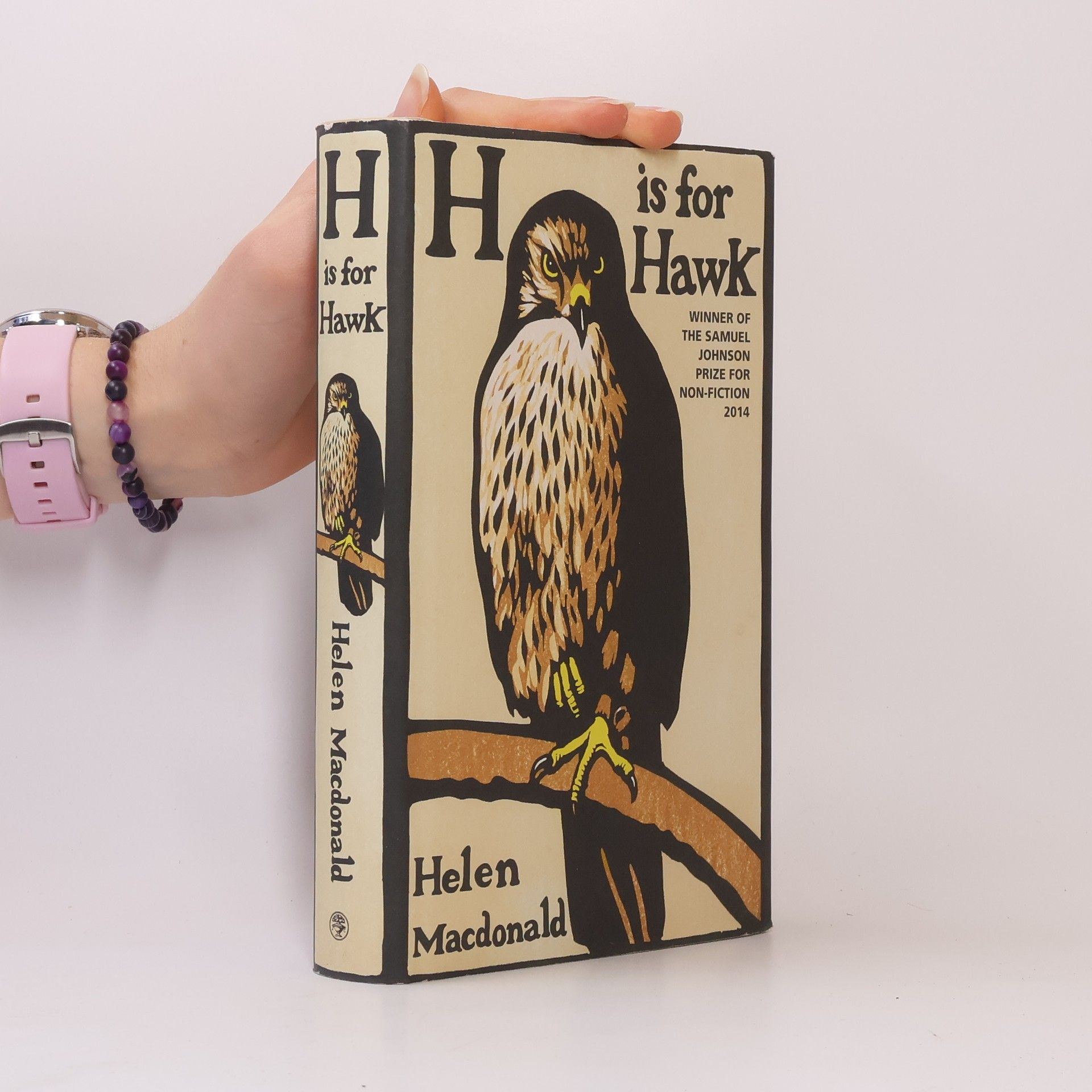 Helen MacDonald H is for Hawk